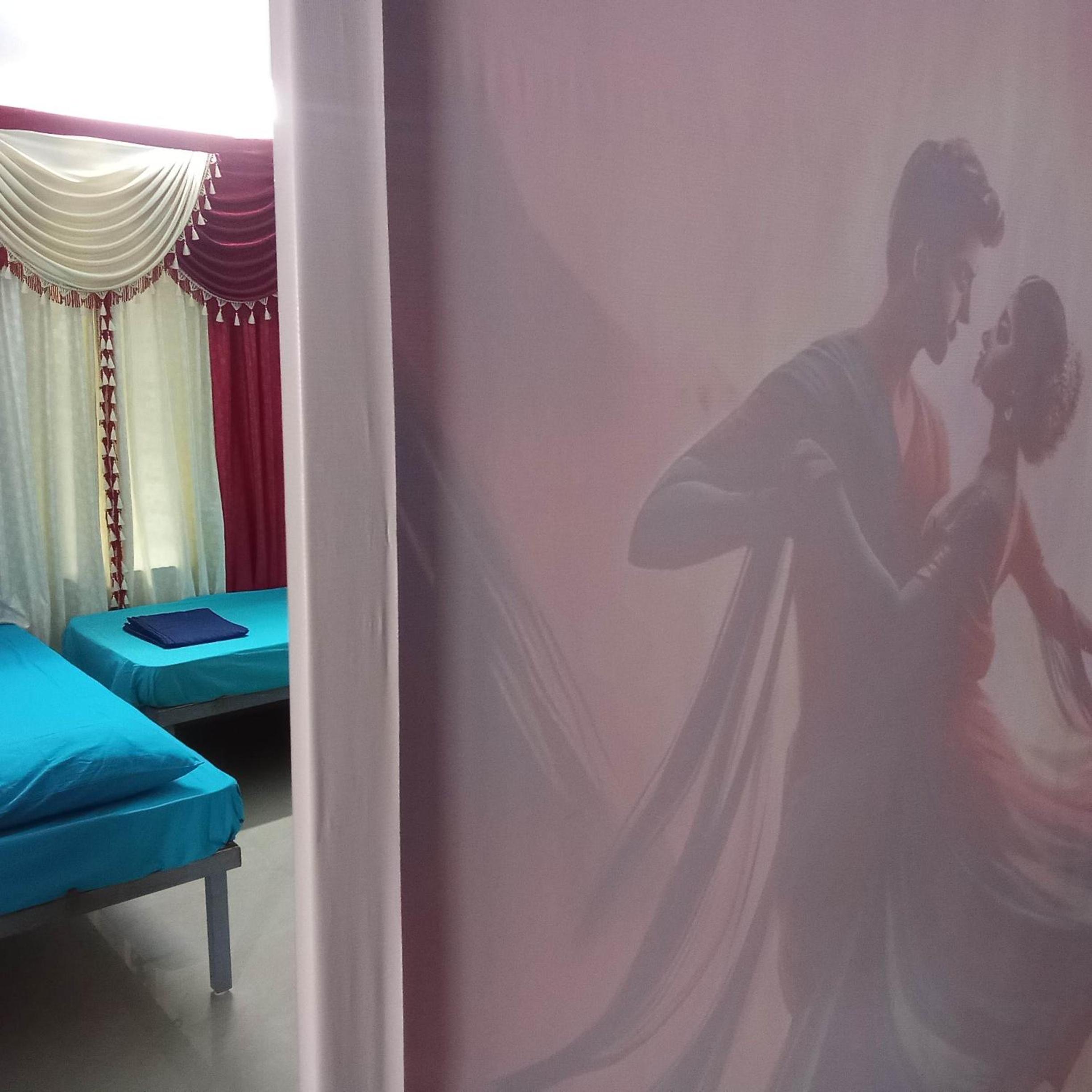 Single Bed In Mixed Dormitory Room photo 1