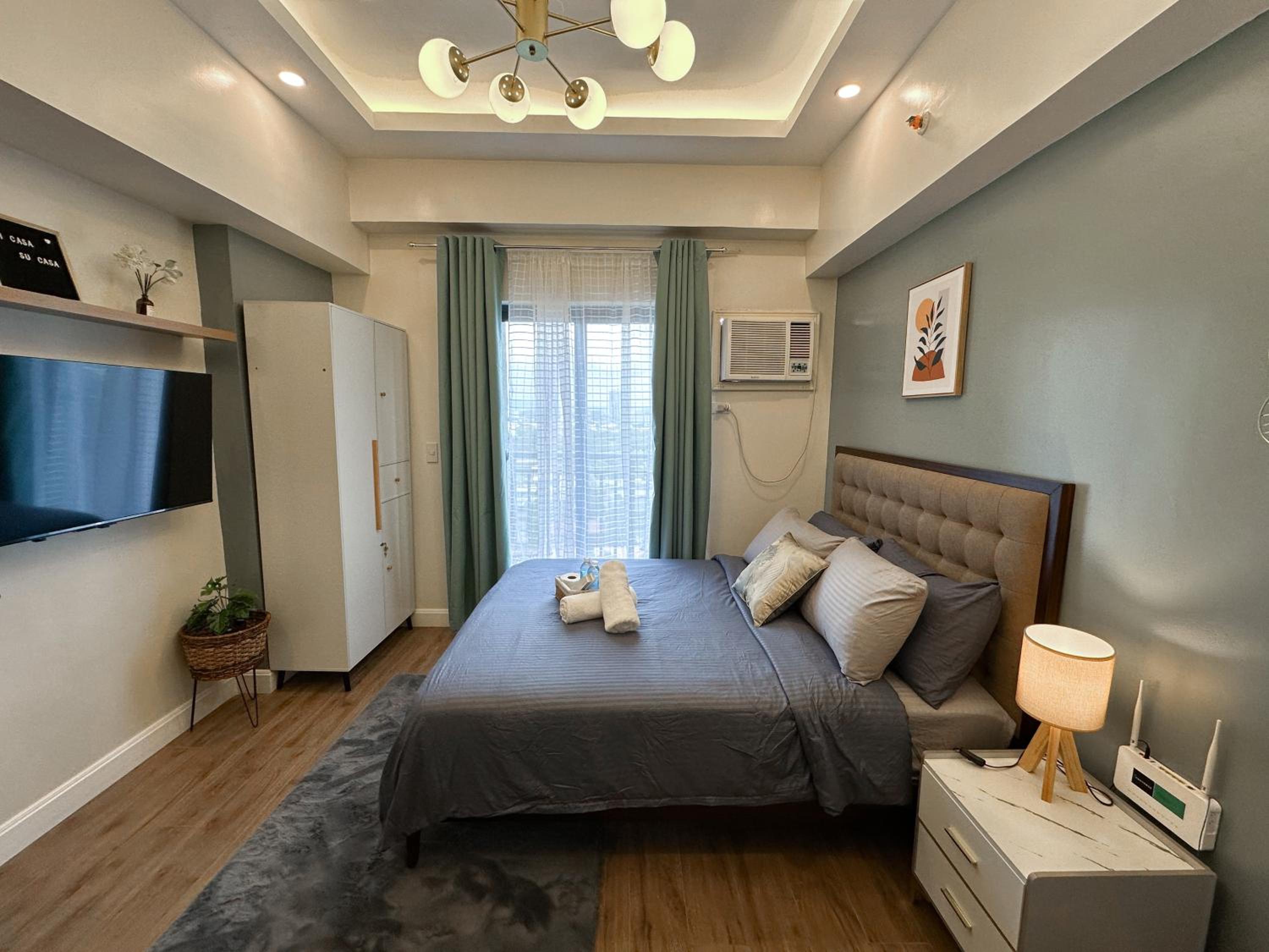 Deluxe Queen Studio 