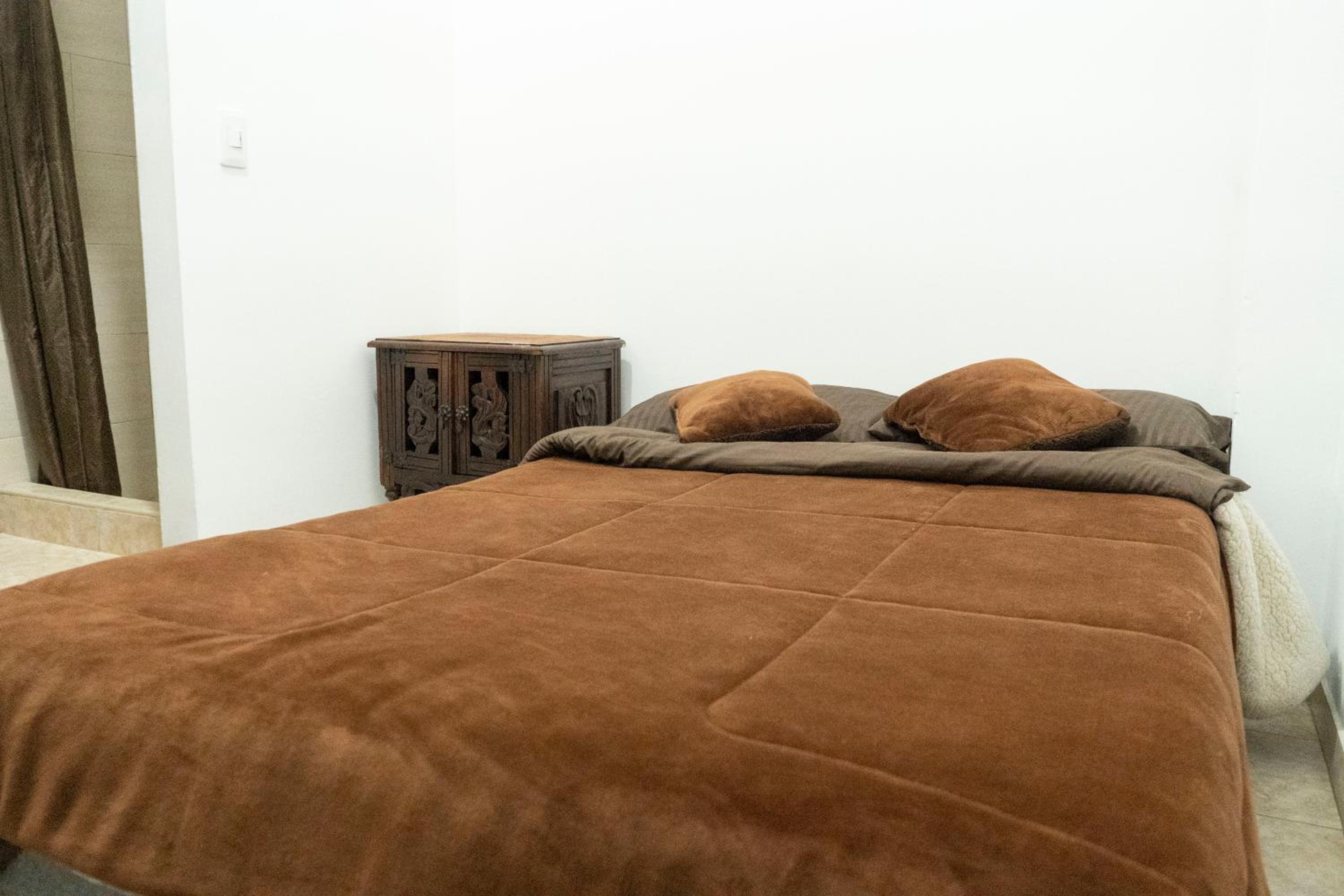 Economy Single Room