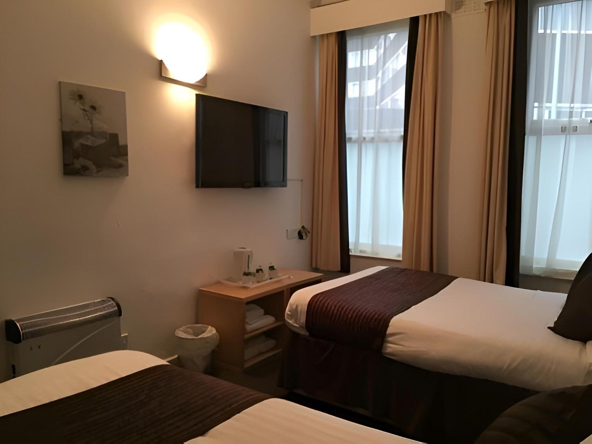 Triple Room - Photo 4