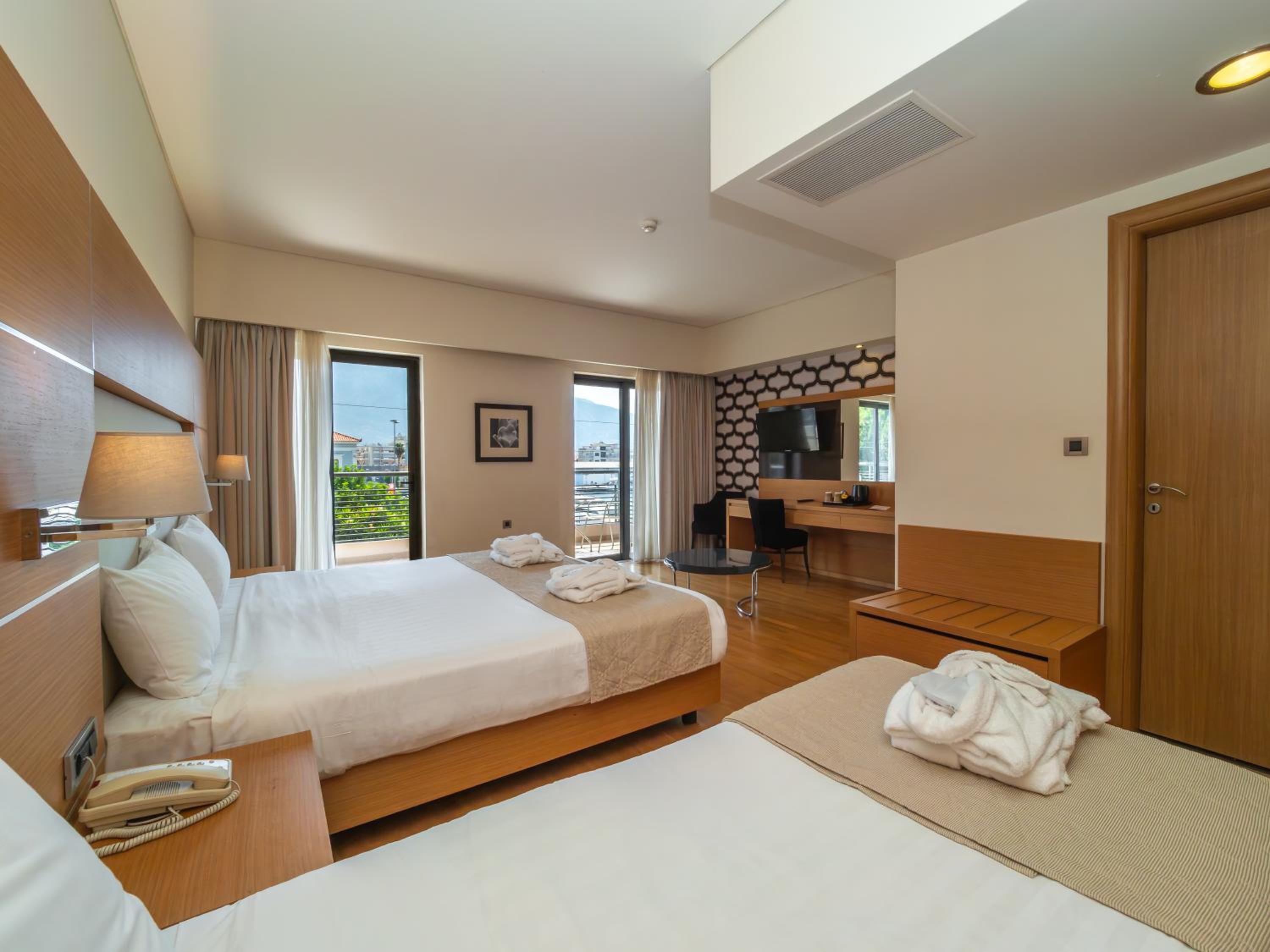 Superior Triple Room - Photo 5
