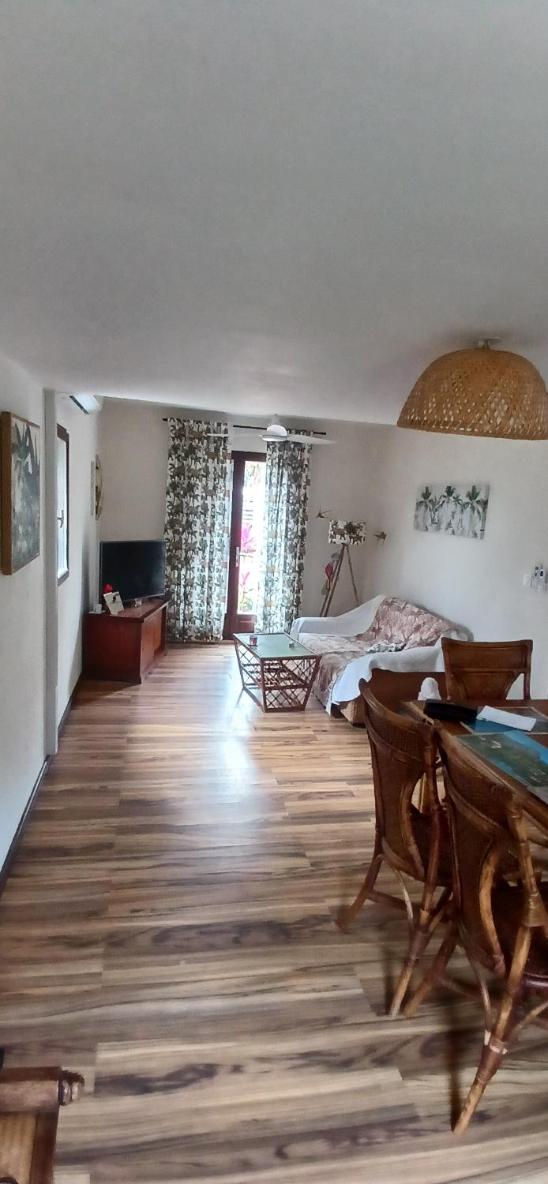 Two-Bedroom House photo 2