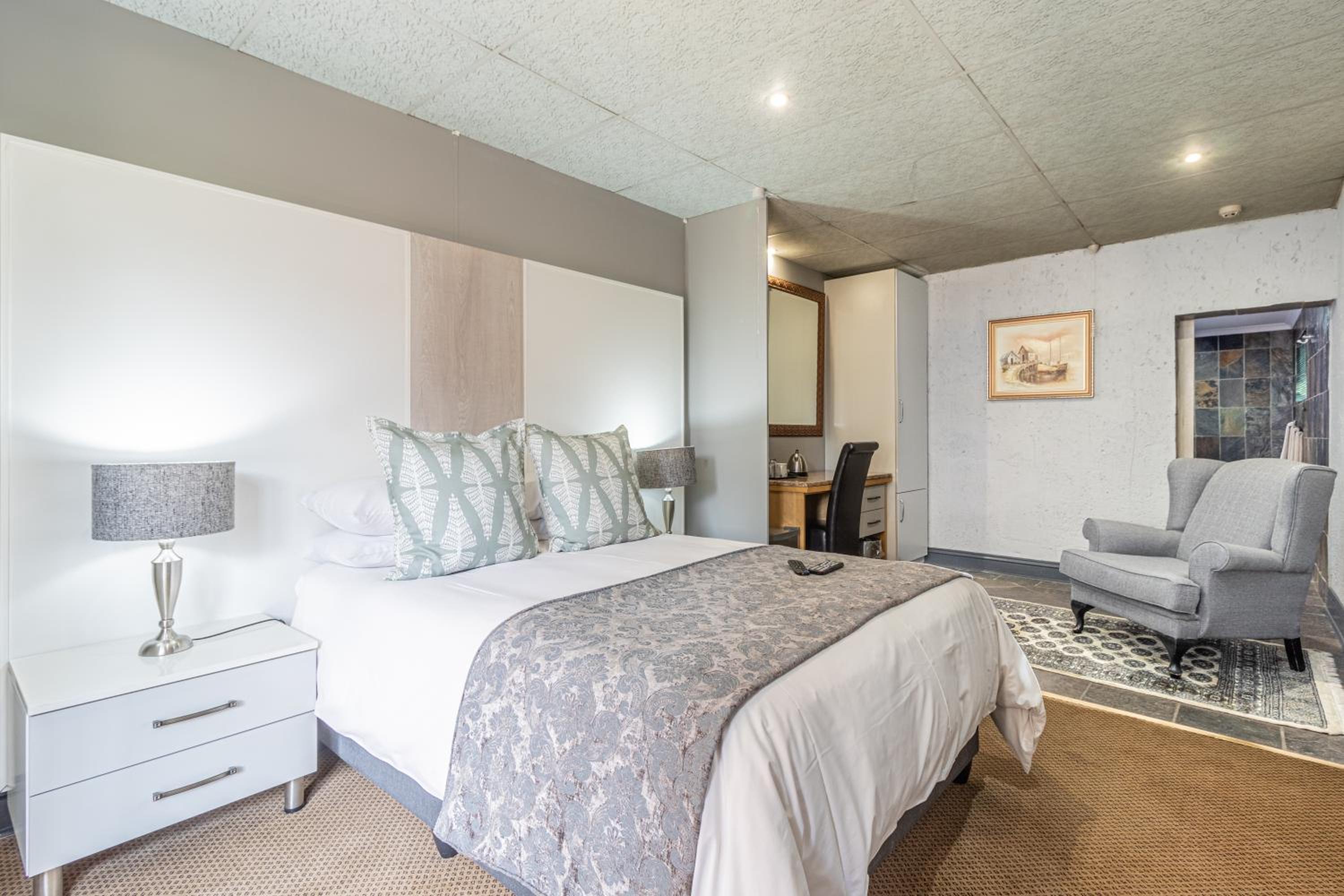 Basic Double Room - Photo 1