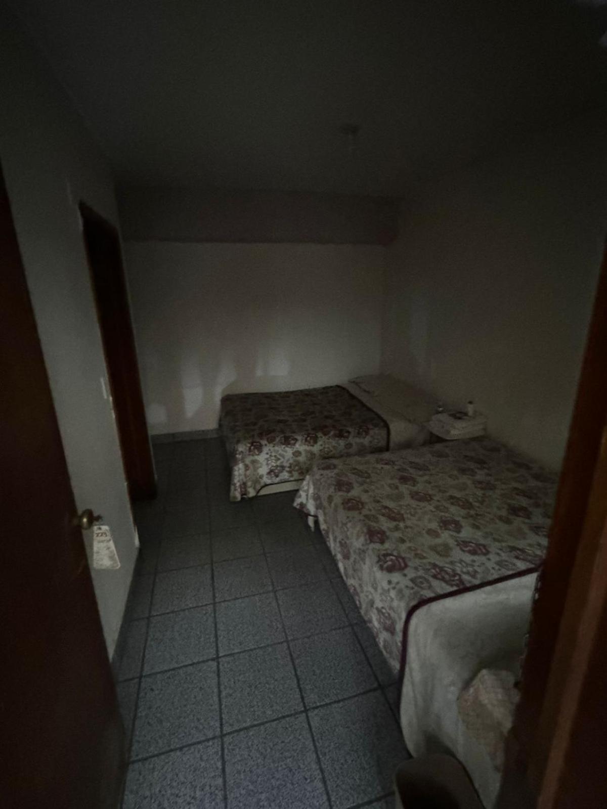 Twin Room with Bathroom