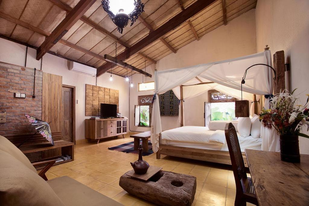 Panembahan Superior King Room photo 3