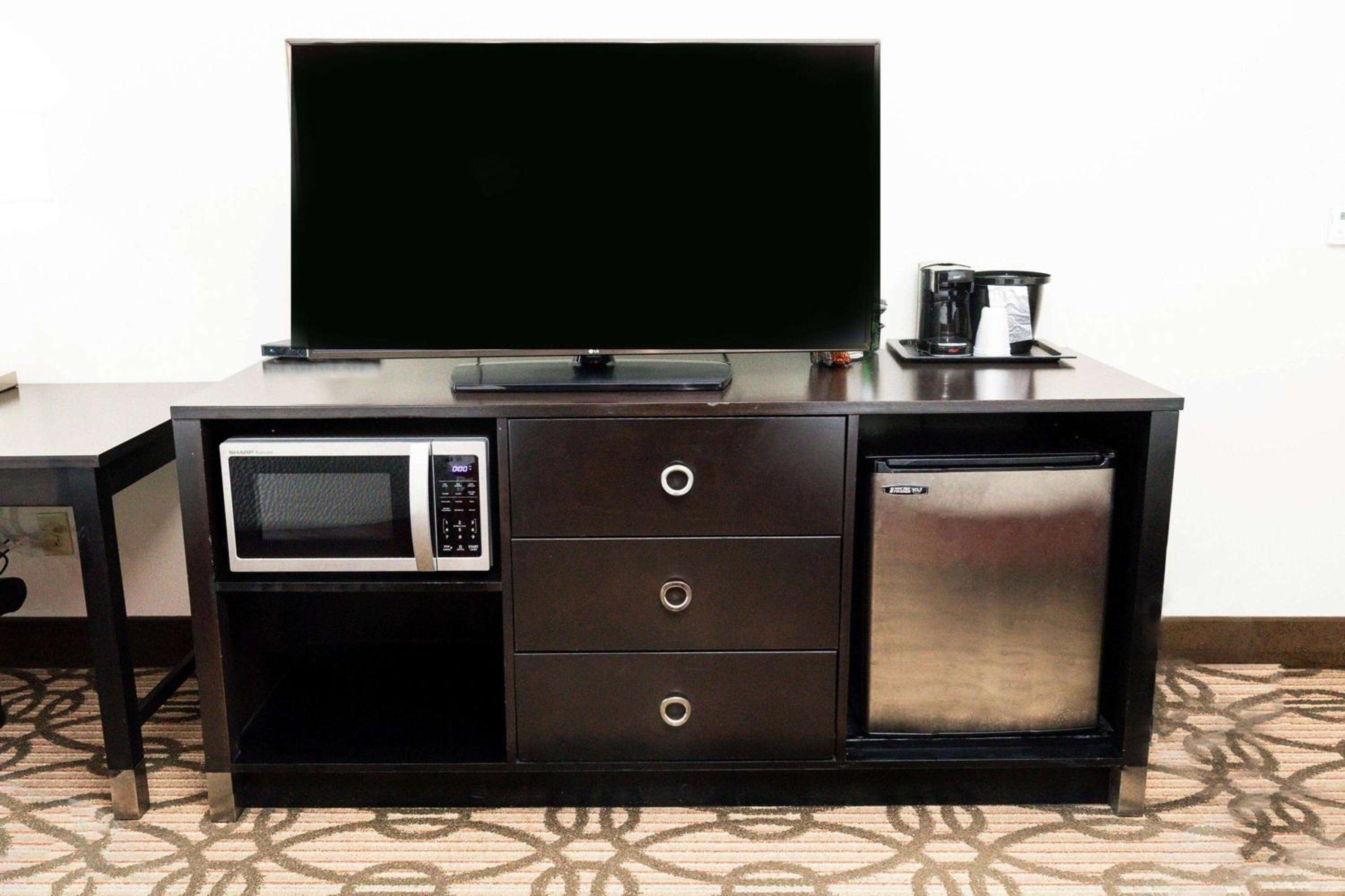 King Room - Disability Access photo 2