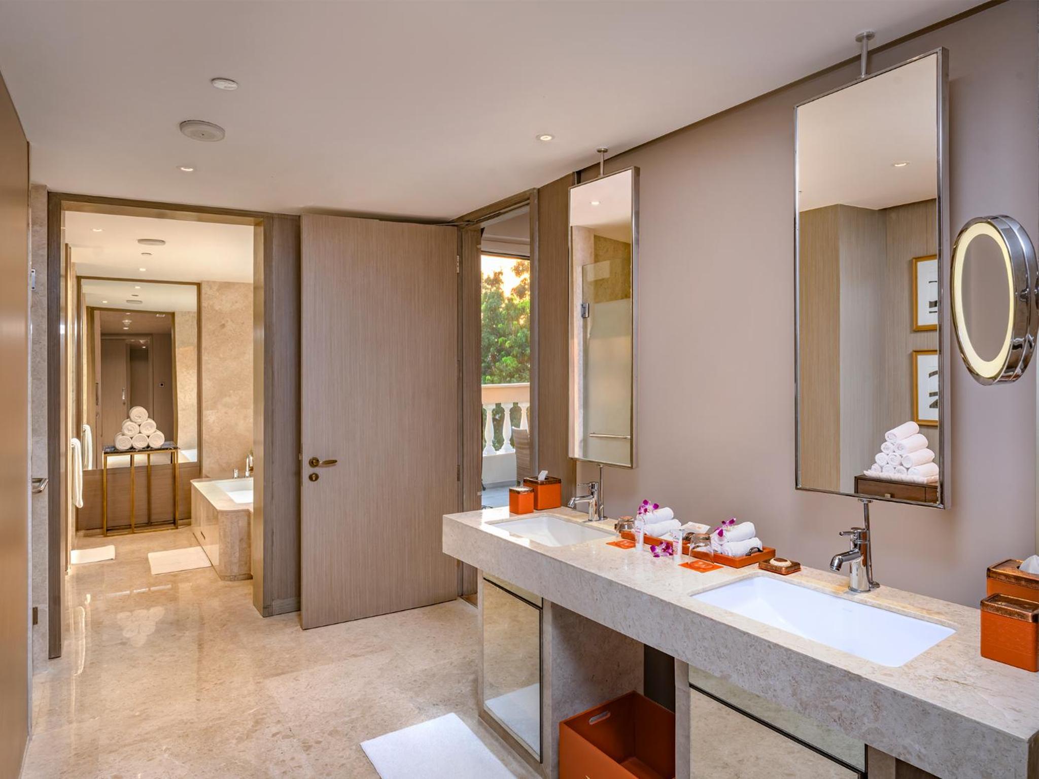 Suite photo
