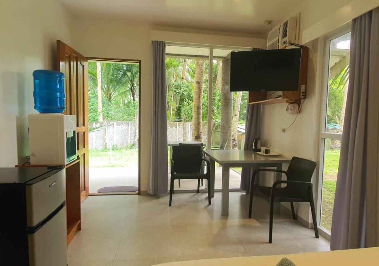 Bungalow with Garden View photo 3