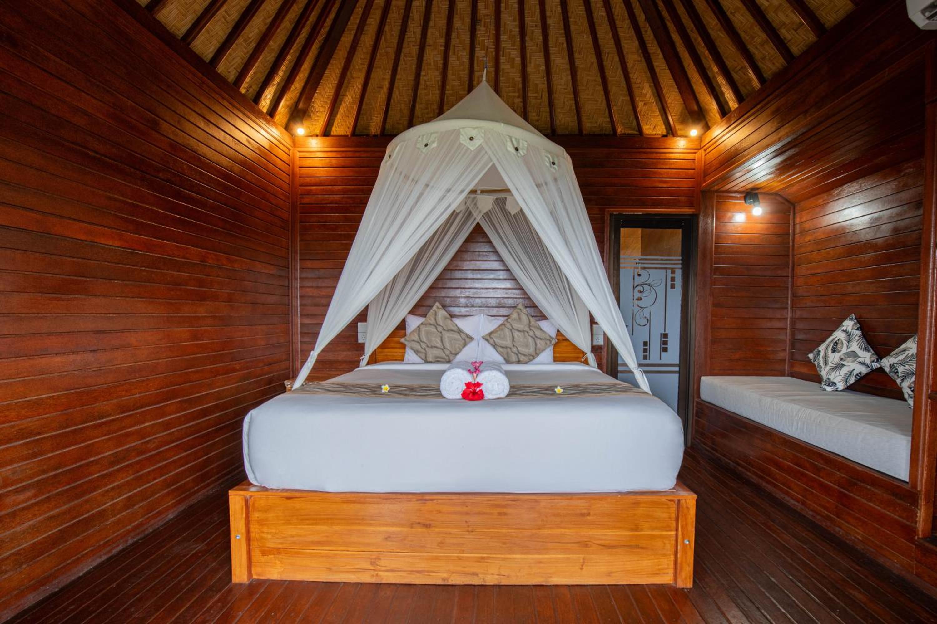 Villa with Sea View photo 3