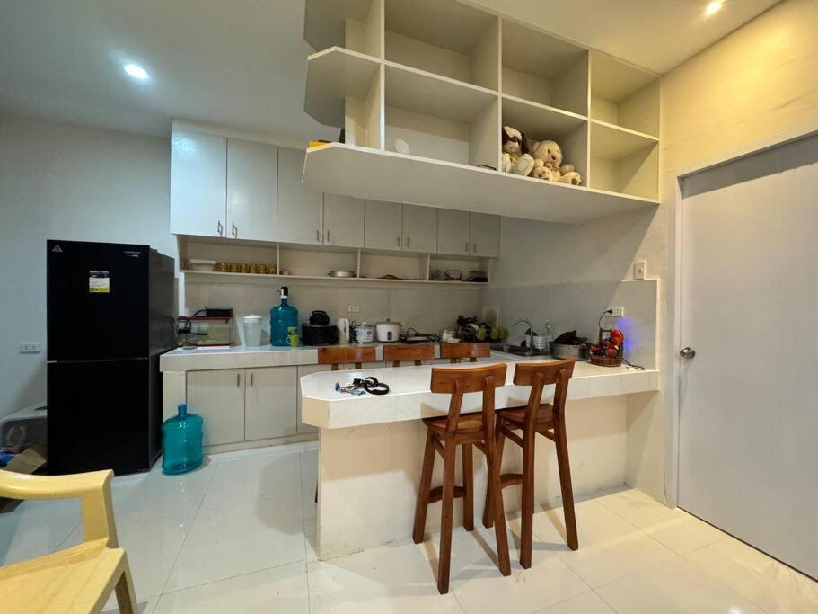 One-Bedroom House photo 2