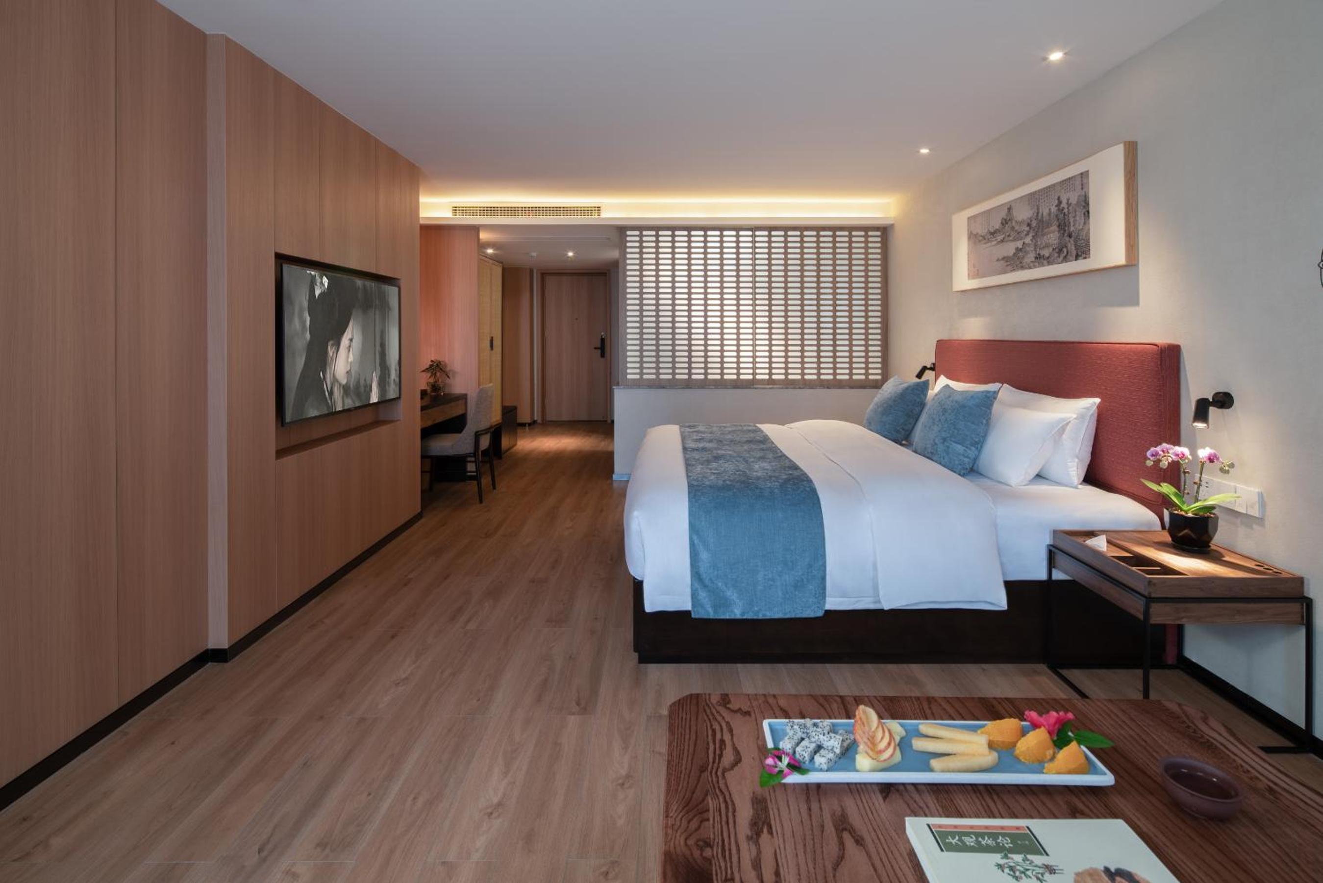 Suite with Garden View photo 1