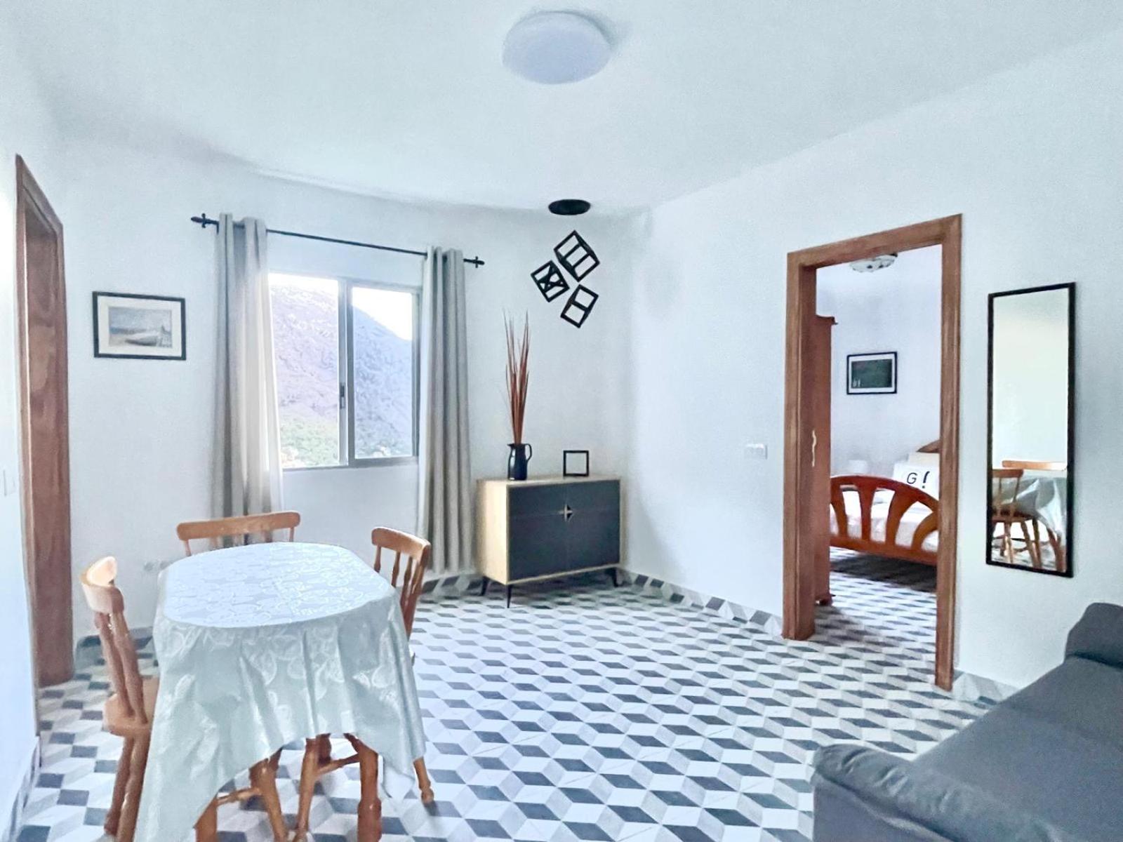 Casa de Dos Habitaciones