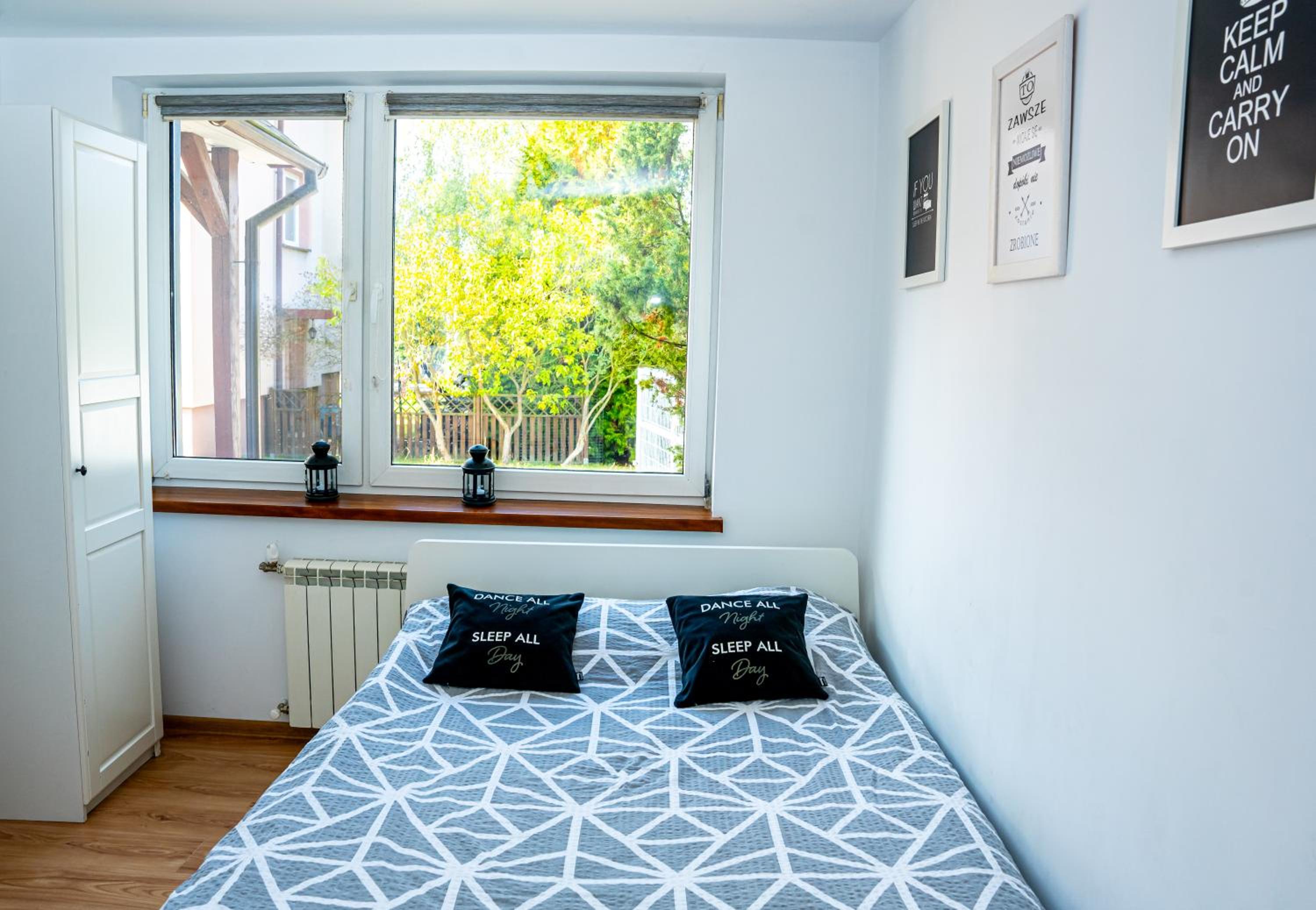 Double Room - Photo 6