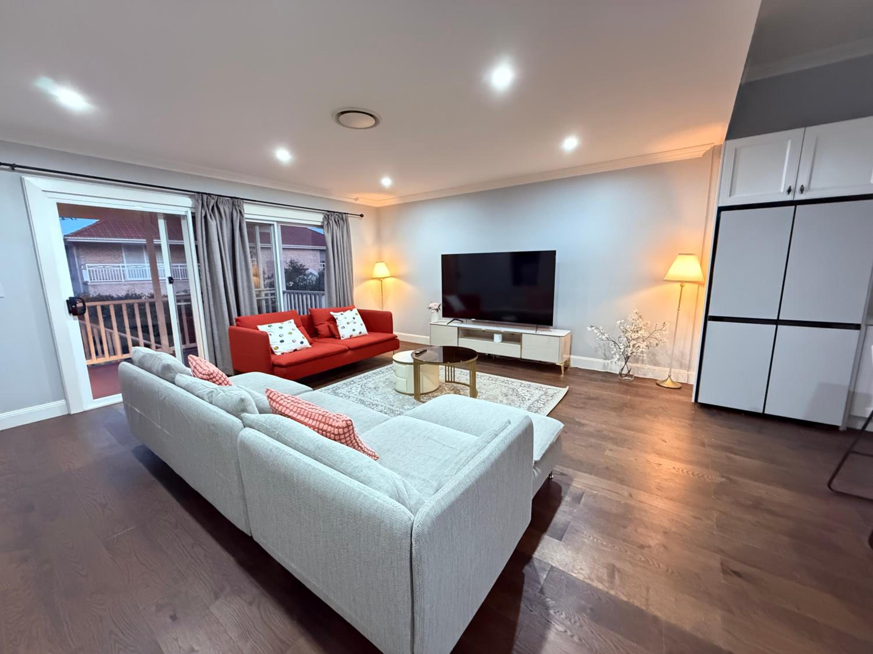 Three-Bedroom House photo 1
