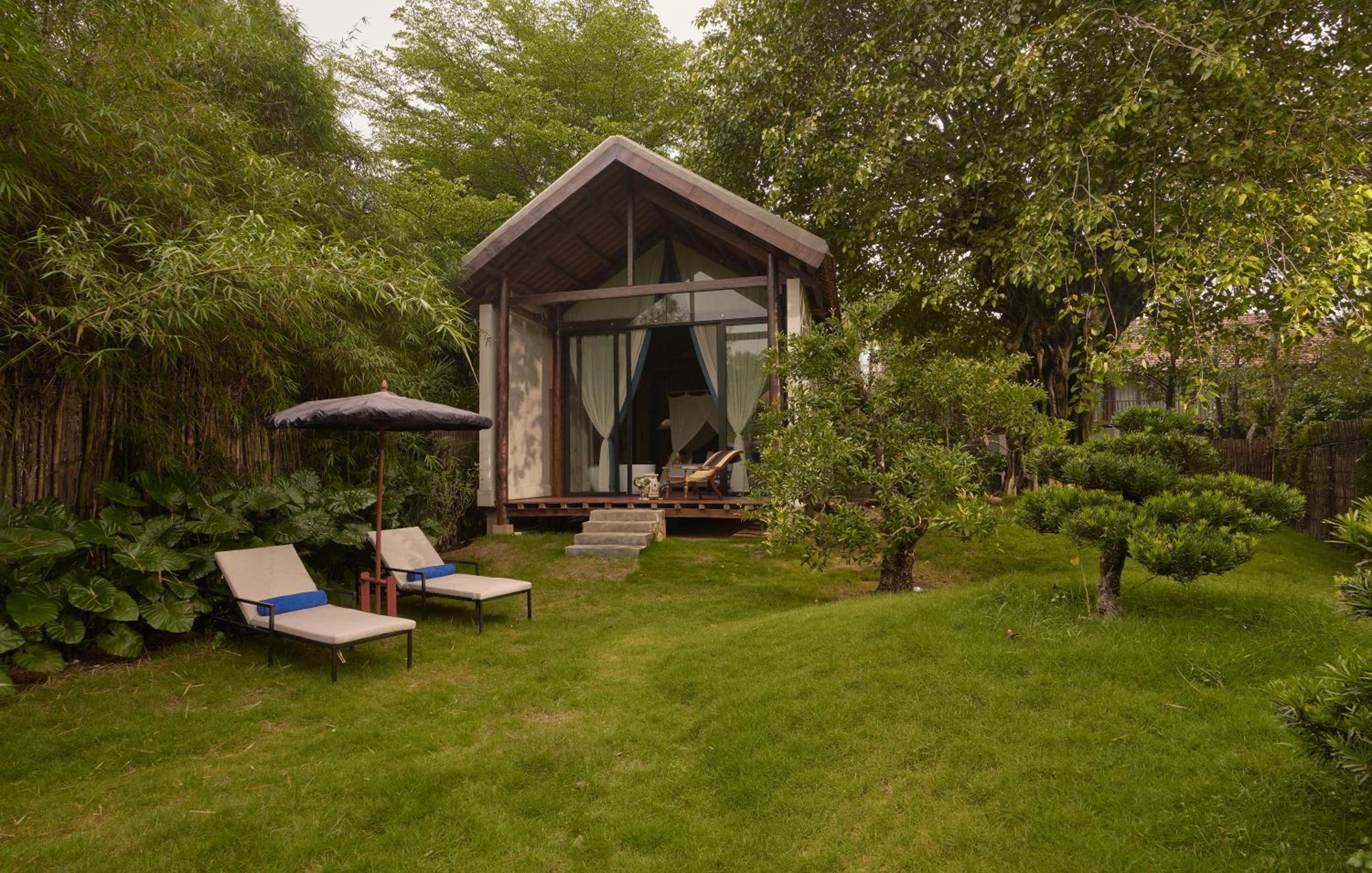 One-Bedroom Garden Villa thumbnail 5