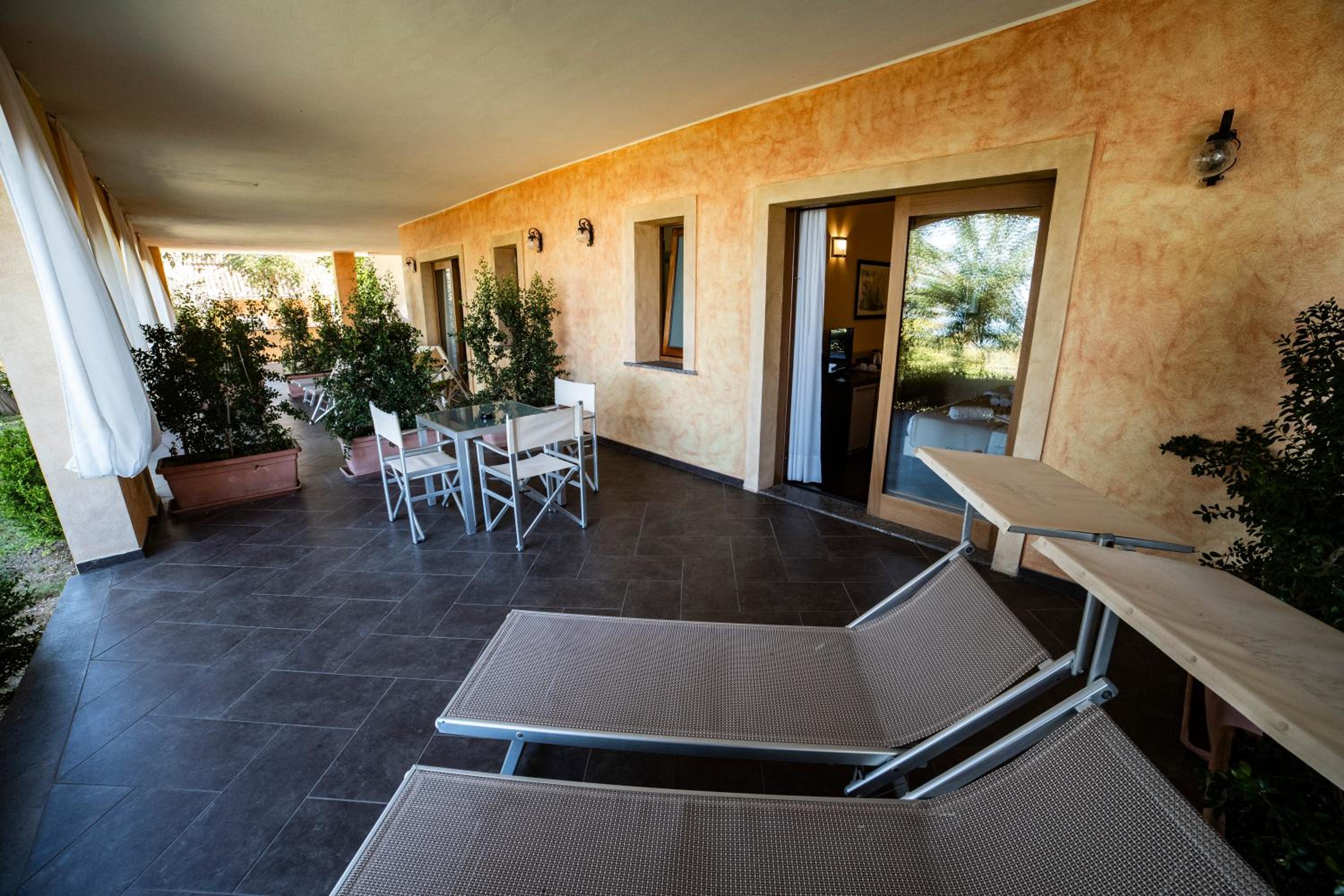Superior Triple Room With Sea View