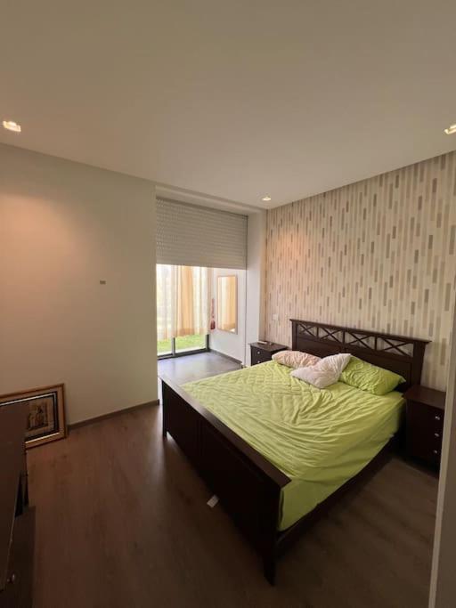 Three-Bedroom Apartment photo 3