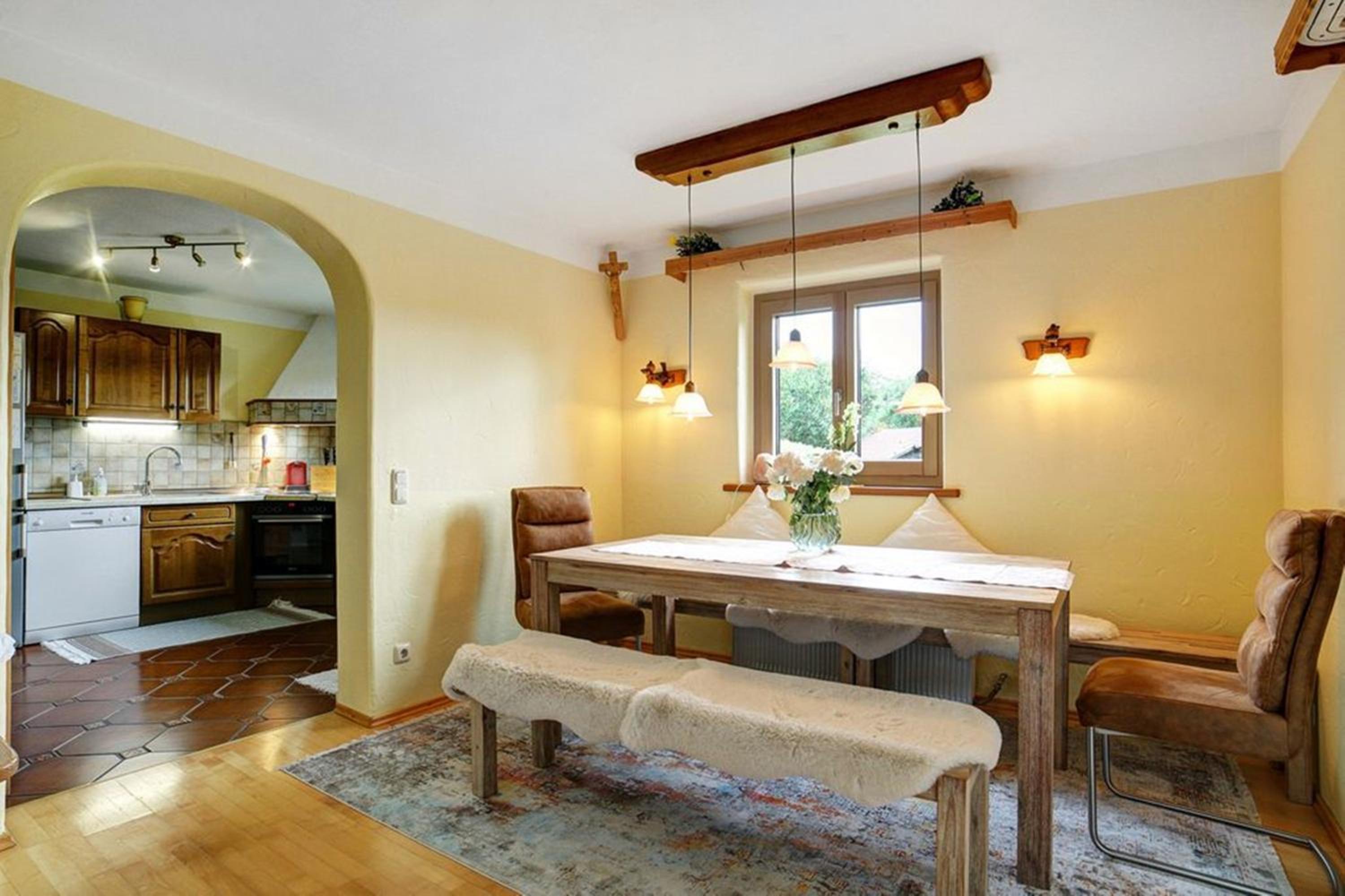 Four-Bedroom House photo 2