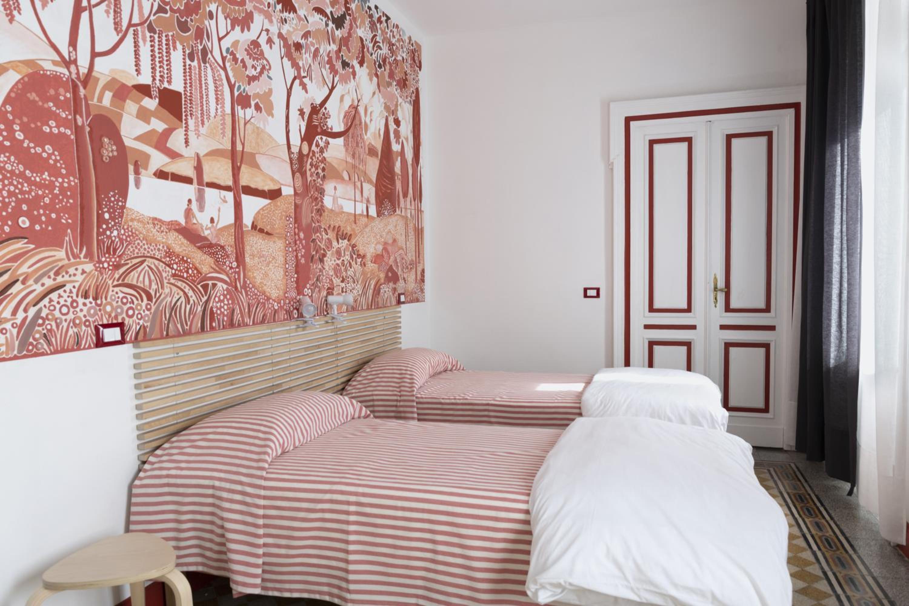 Superior Double or Twin Room - Photo 2