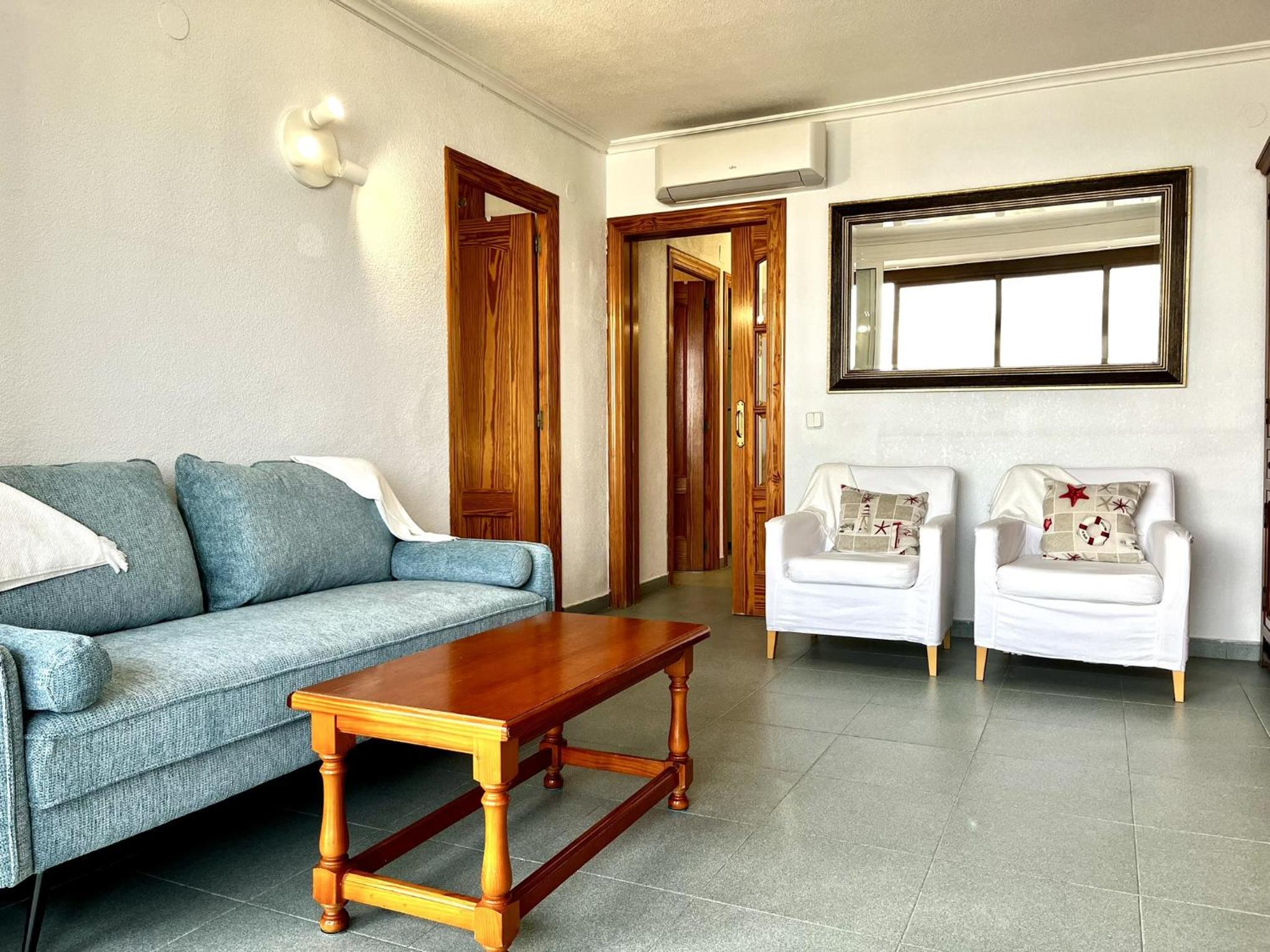 Apartamento con Vista y Balcón