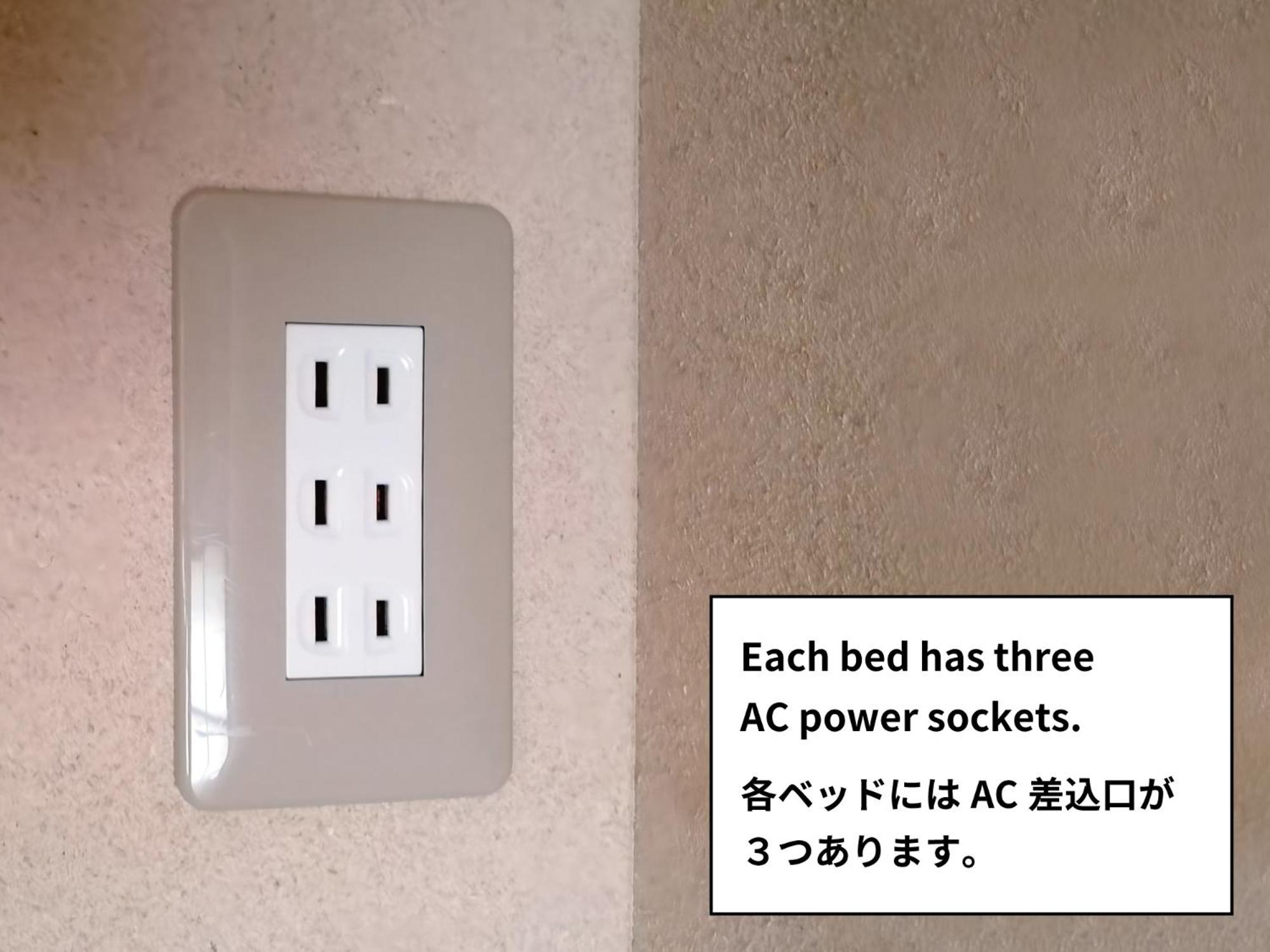 Bed in 10-Bed Mixed Dormitory Room (Adult Only) photo 2