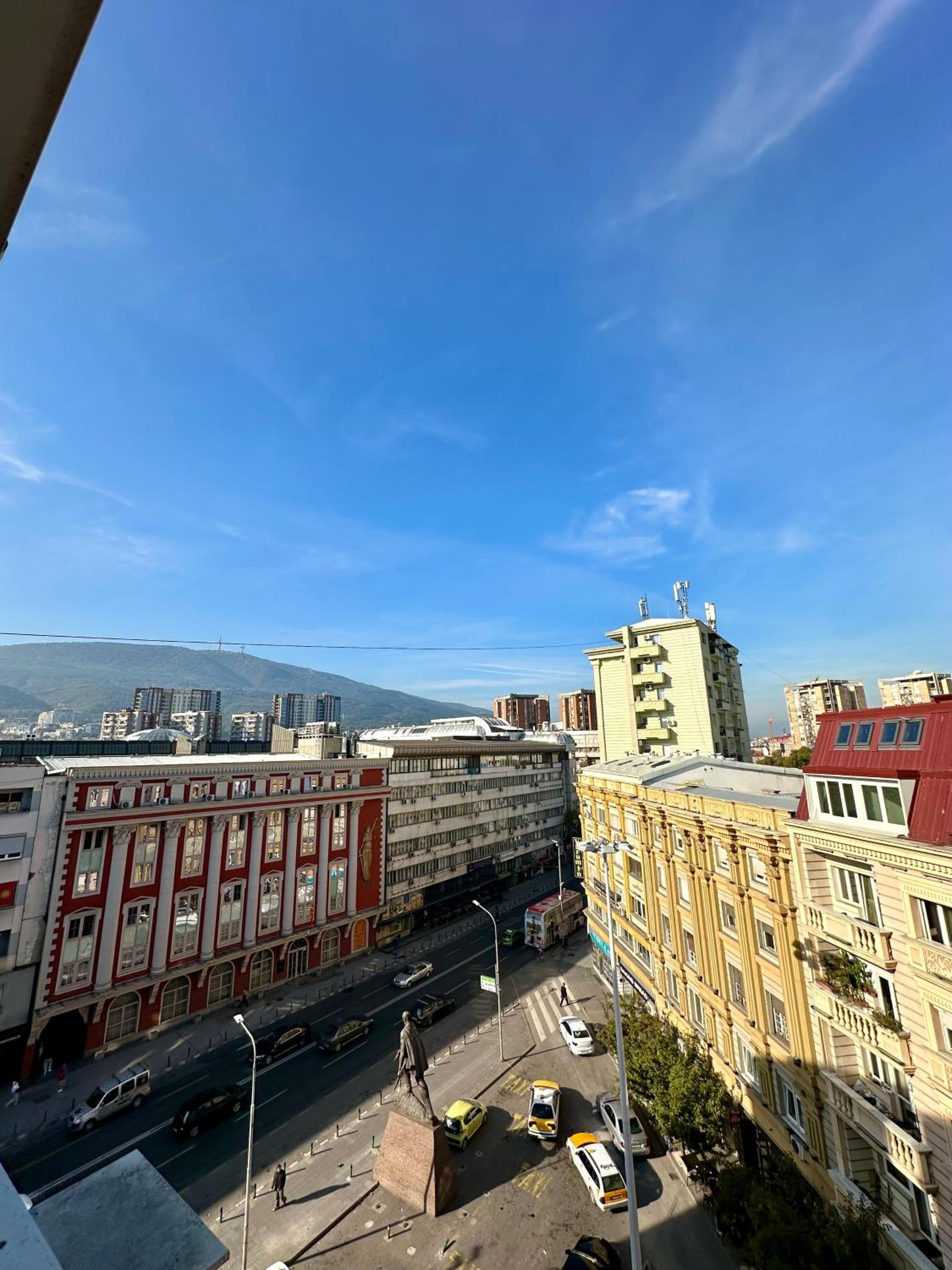 One-Bedroom Apartment with Balcony photo 2