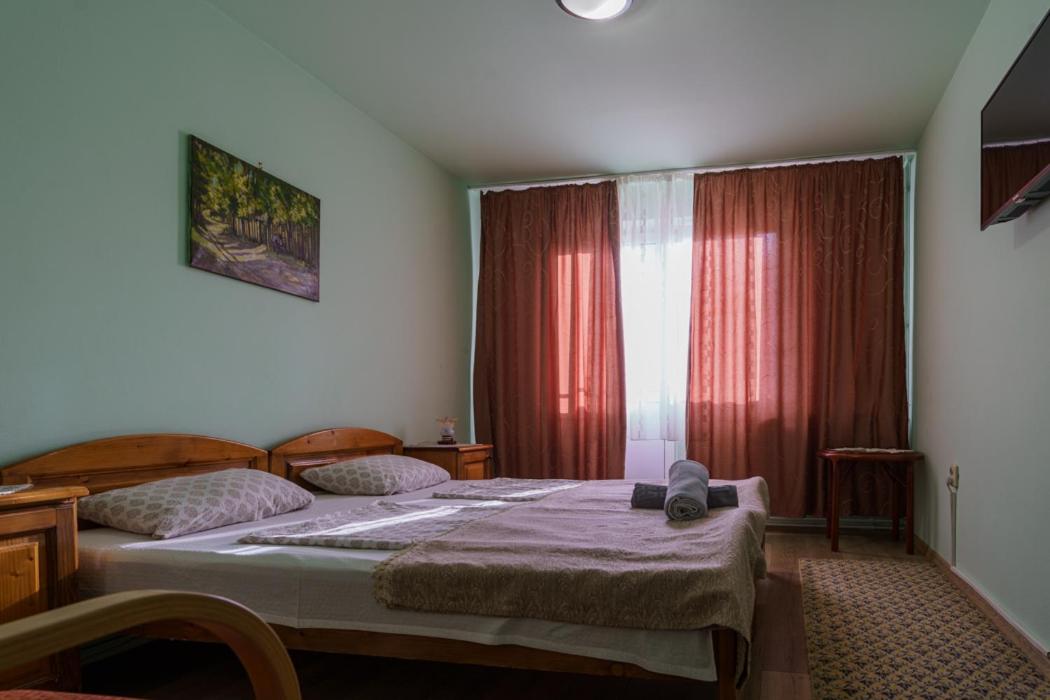 Double Room with Private Bathroom photo 1