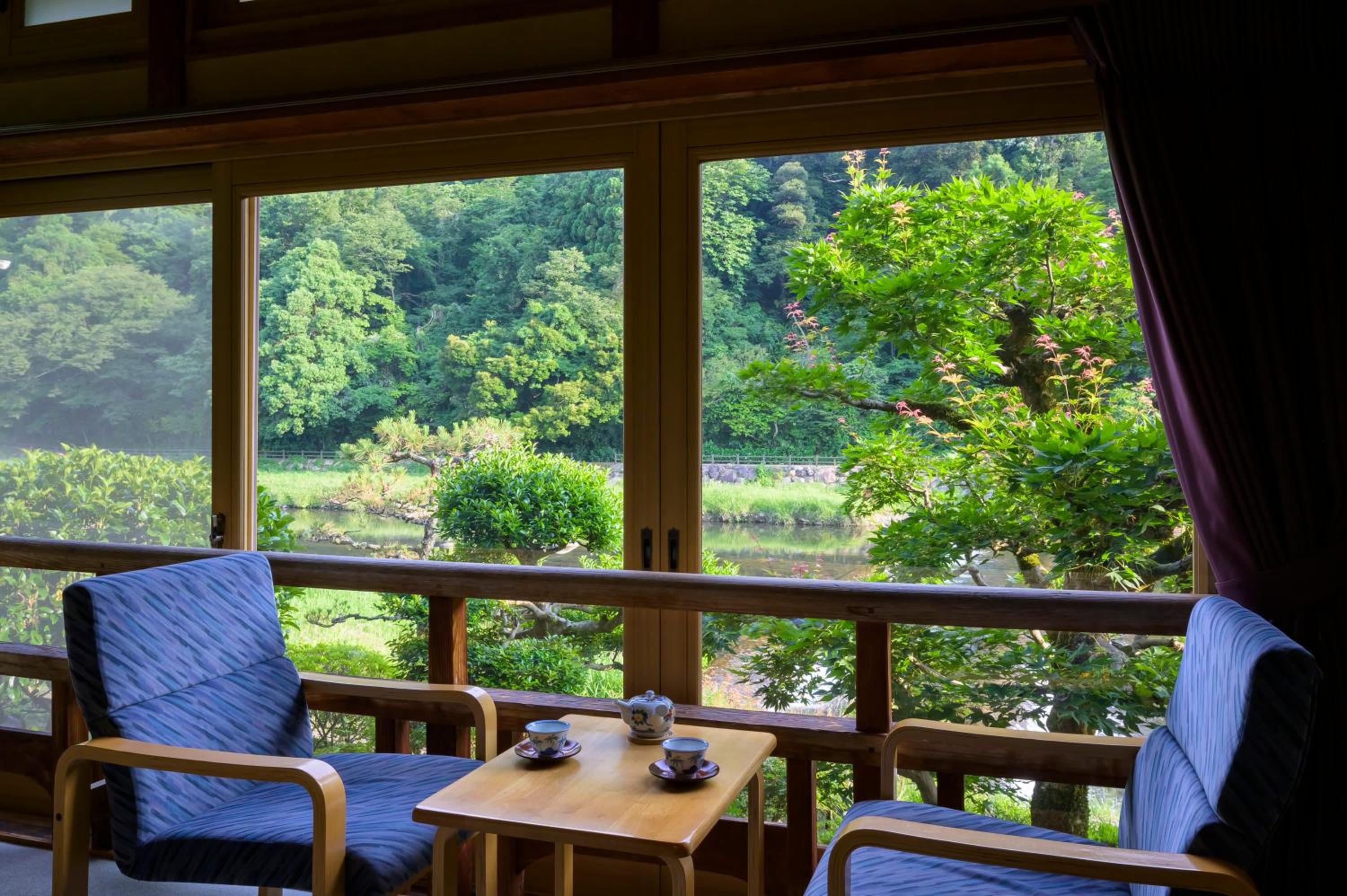 Japanese-Style Quadruple Room photo 3