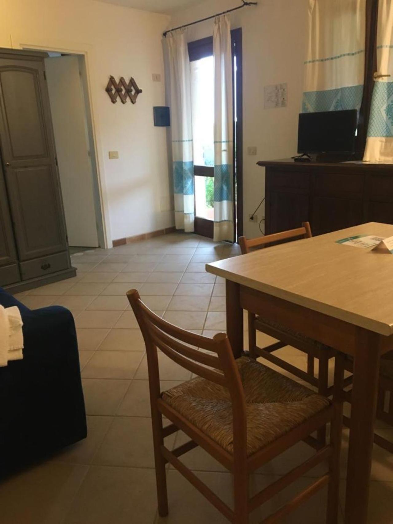 Studio Apartment photo 3