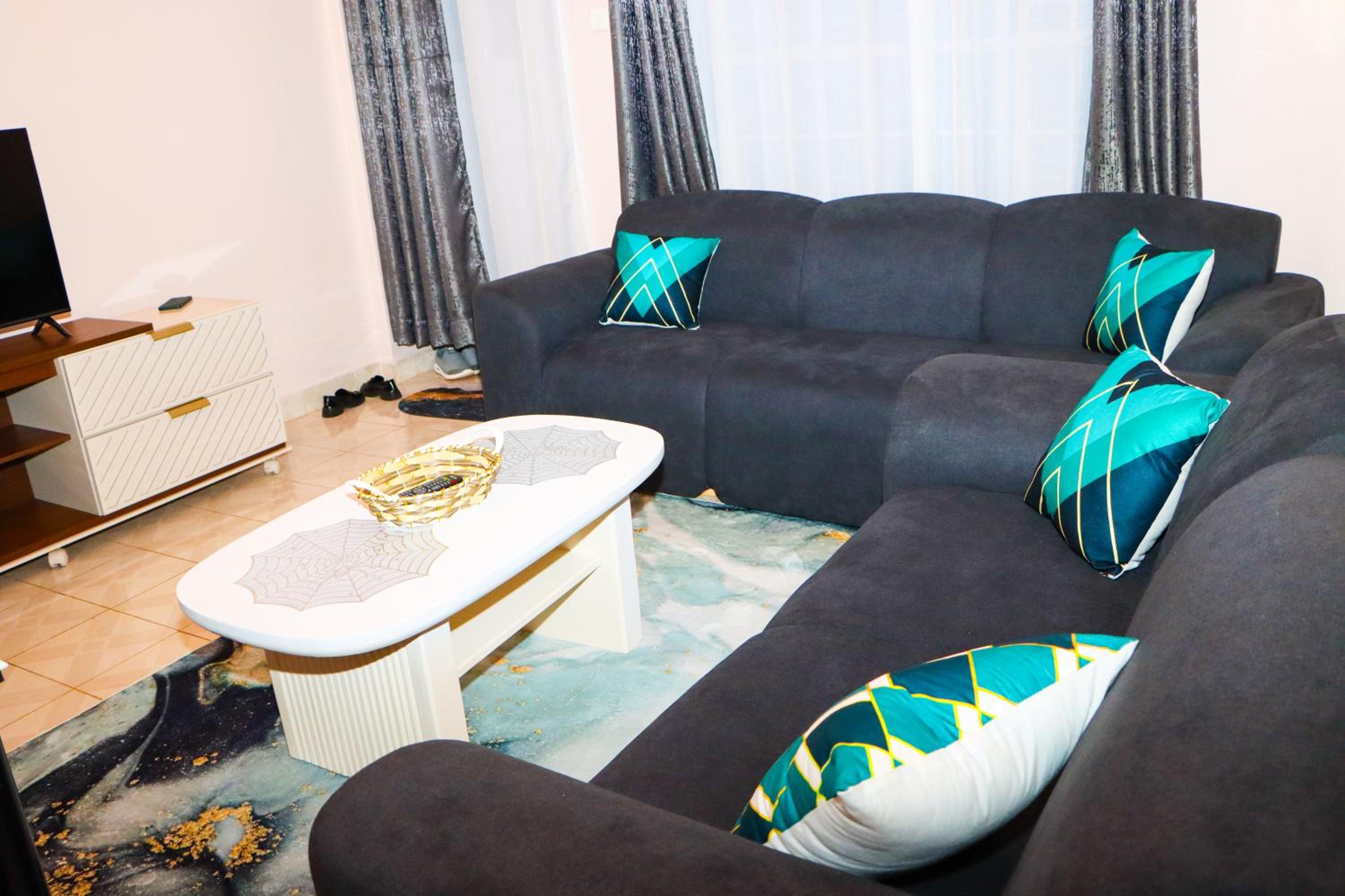 Two-Bedroom Deluxe Apartment with Balcony photo 1
