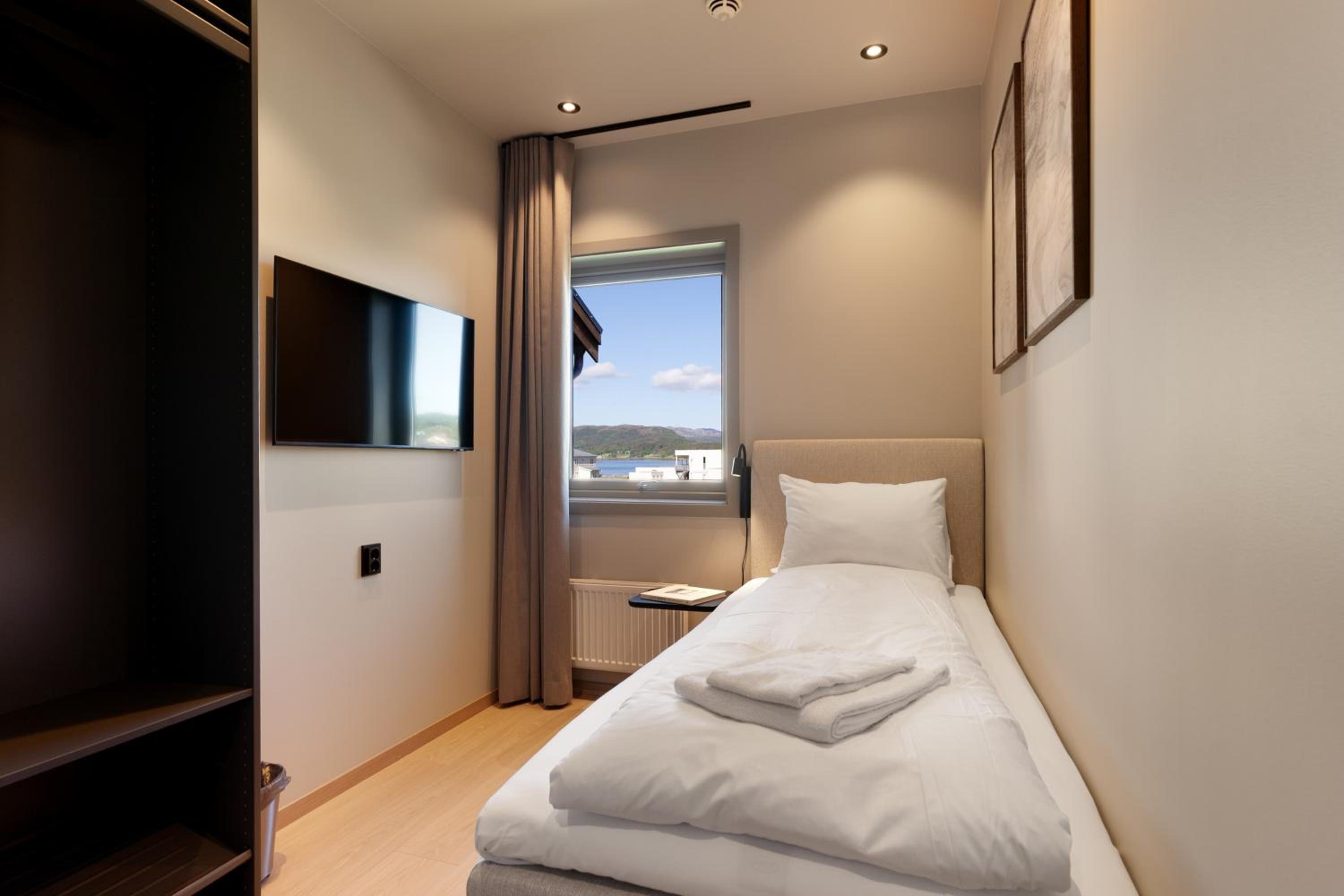 Deluxe Single Room