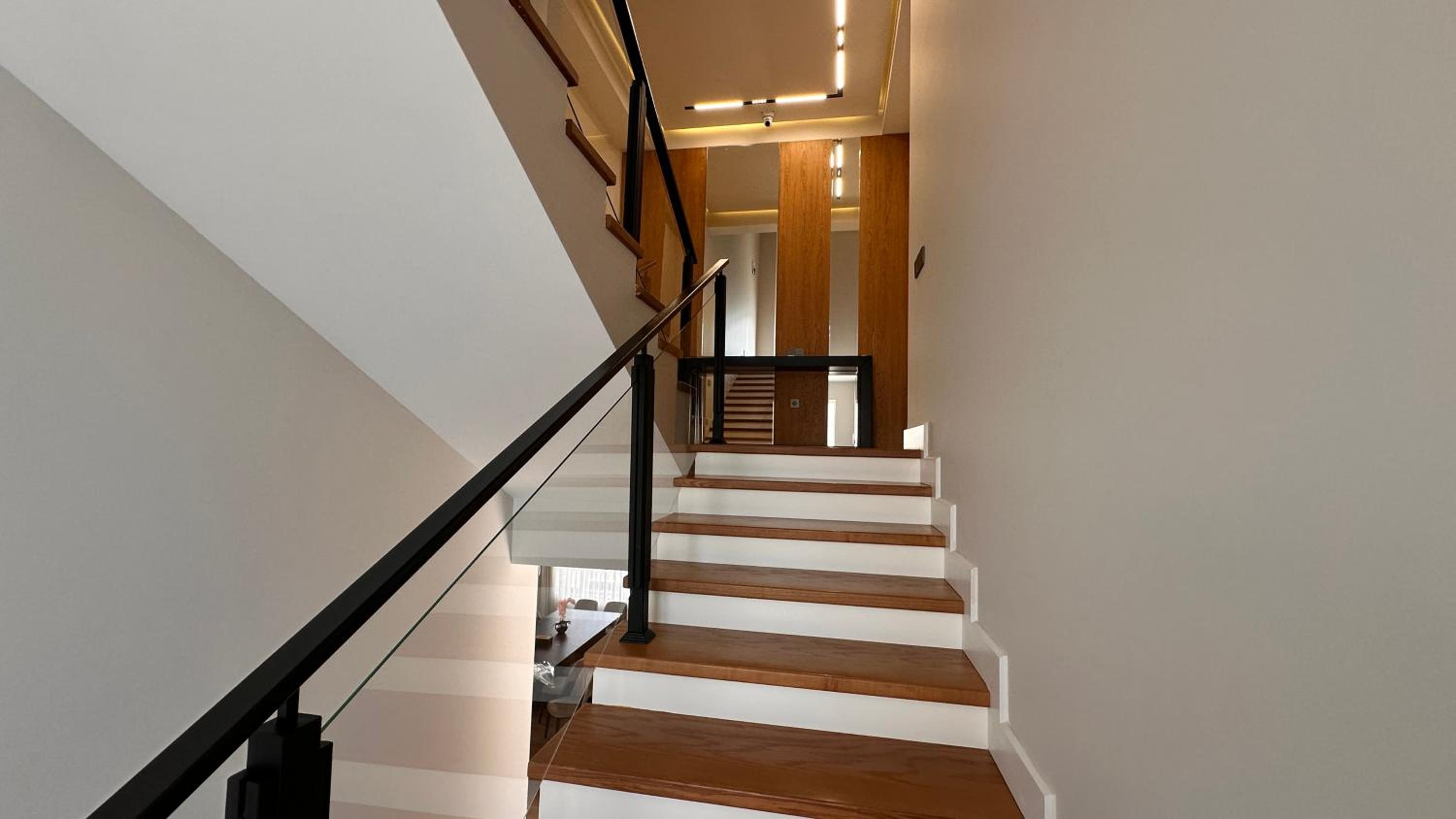 Villa photo 1