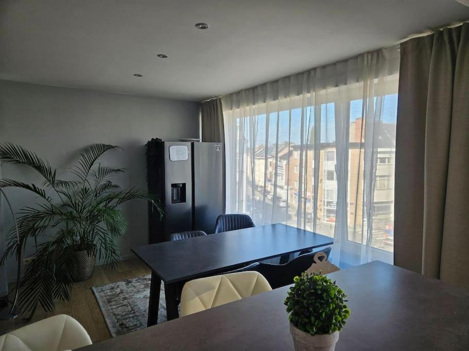 Two-Bedroom Apartment photo 2