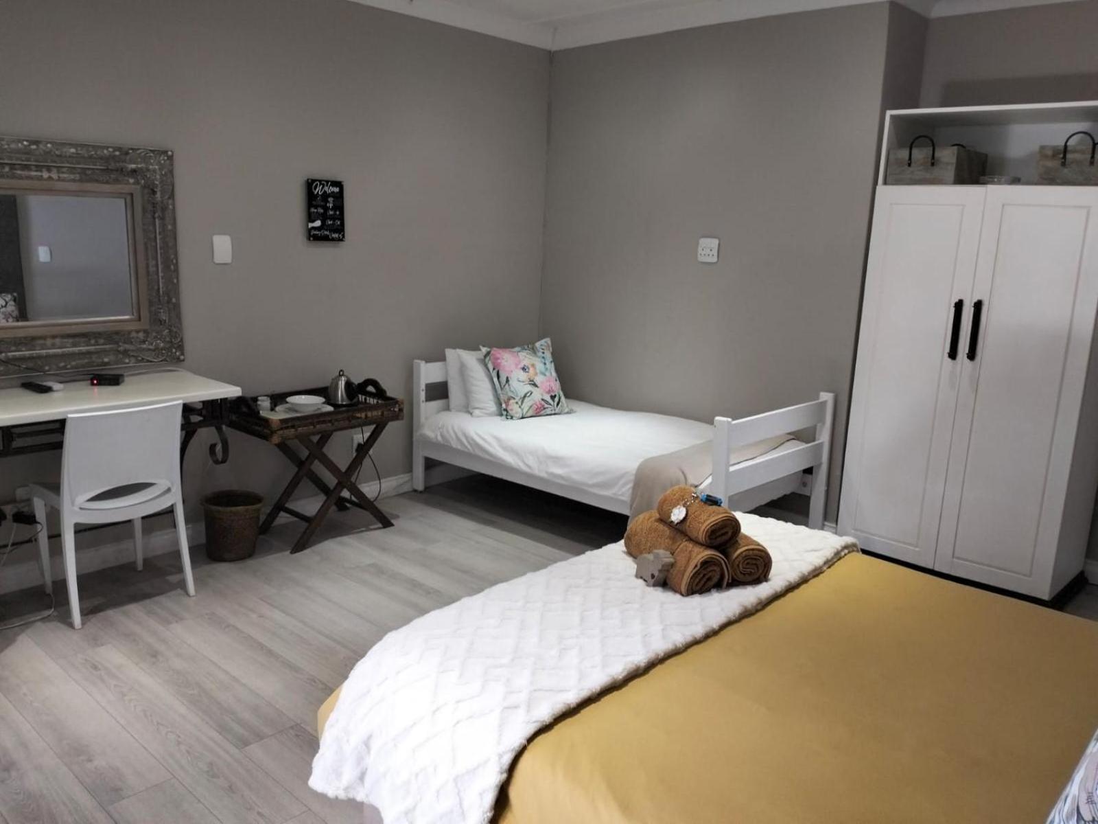Standard Triple Room photo 3