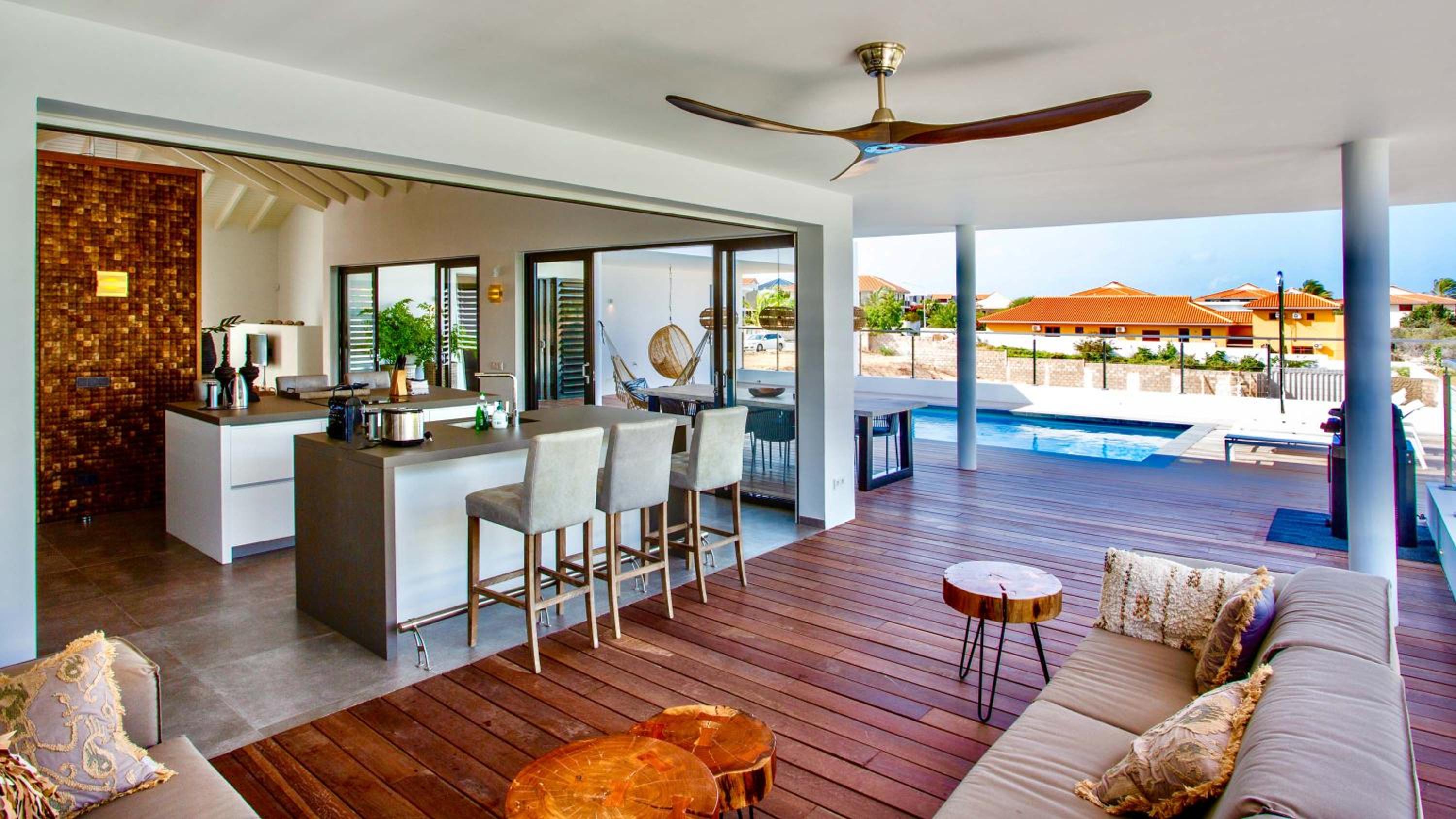 Superior Villa photo 1