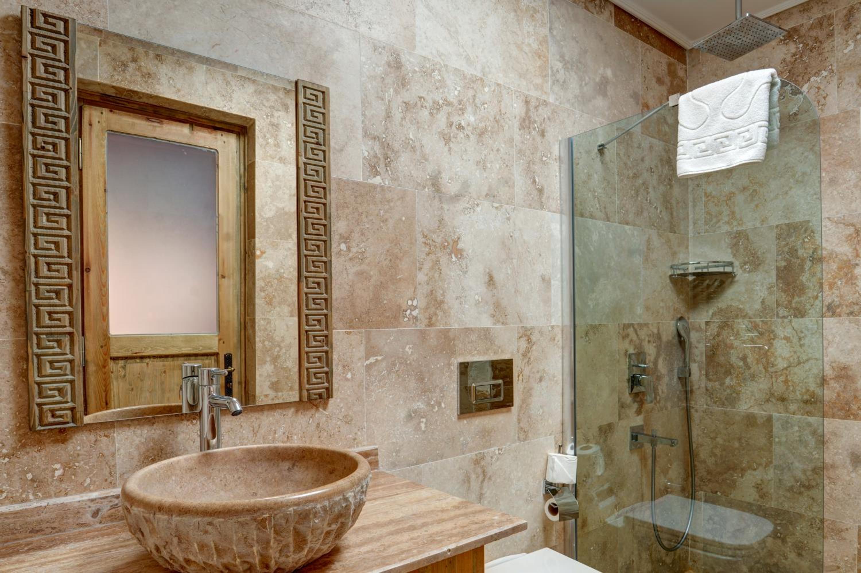 King Suite photo 2