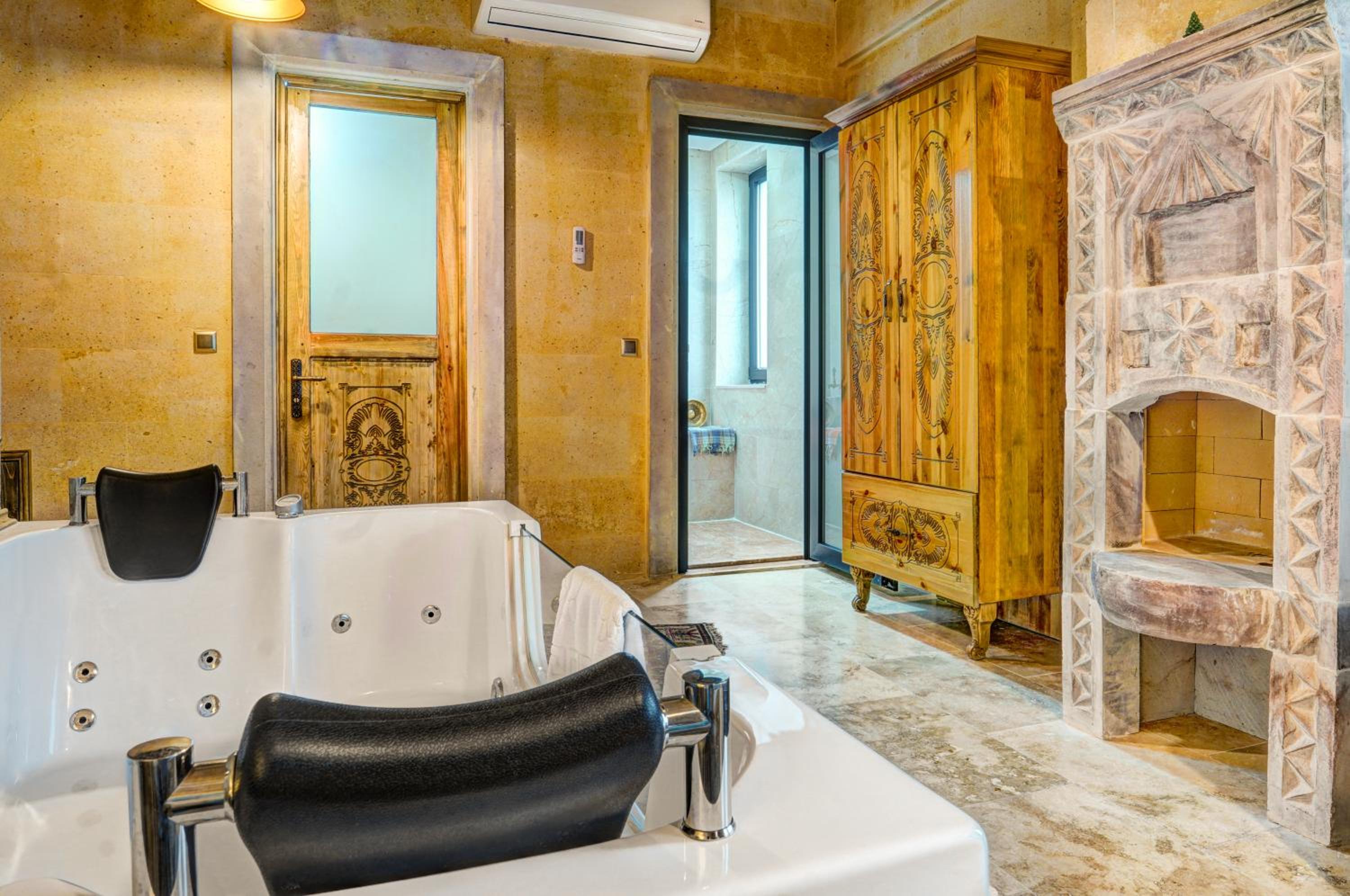 Superior Suite photo 3