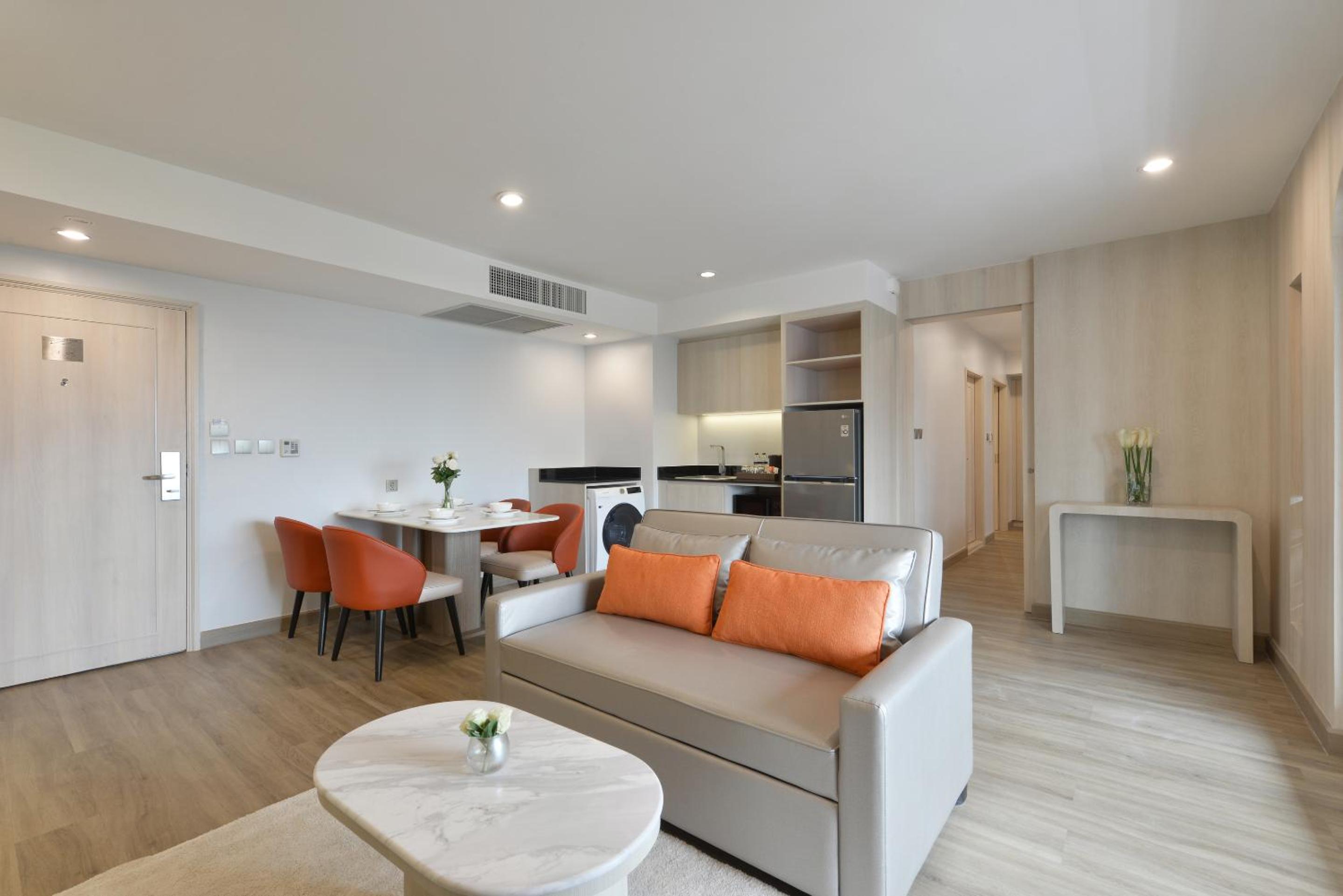 One-Bedroom Presidential Suite photo 2