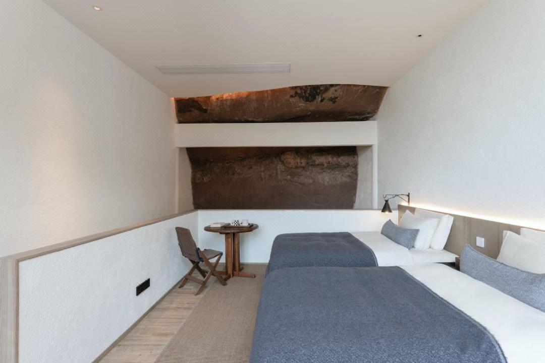Twin Room with Shower photo 2