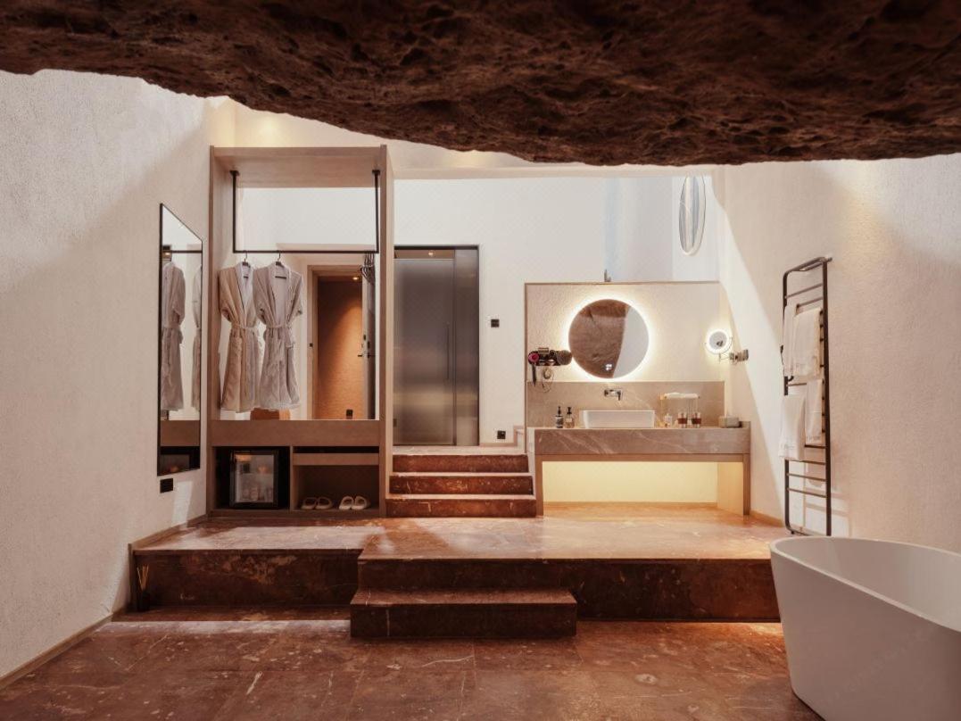 Twin Room with Shower photo 3