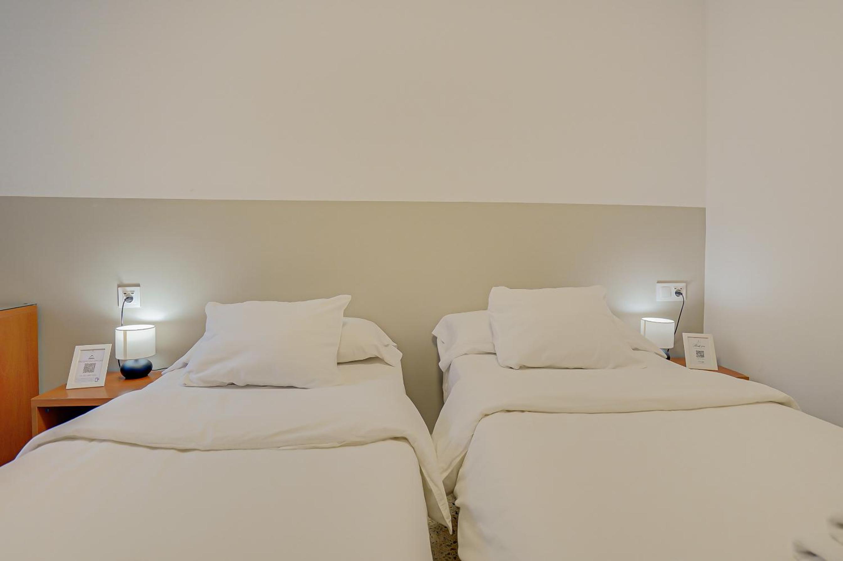 Standard Double Room photo 3