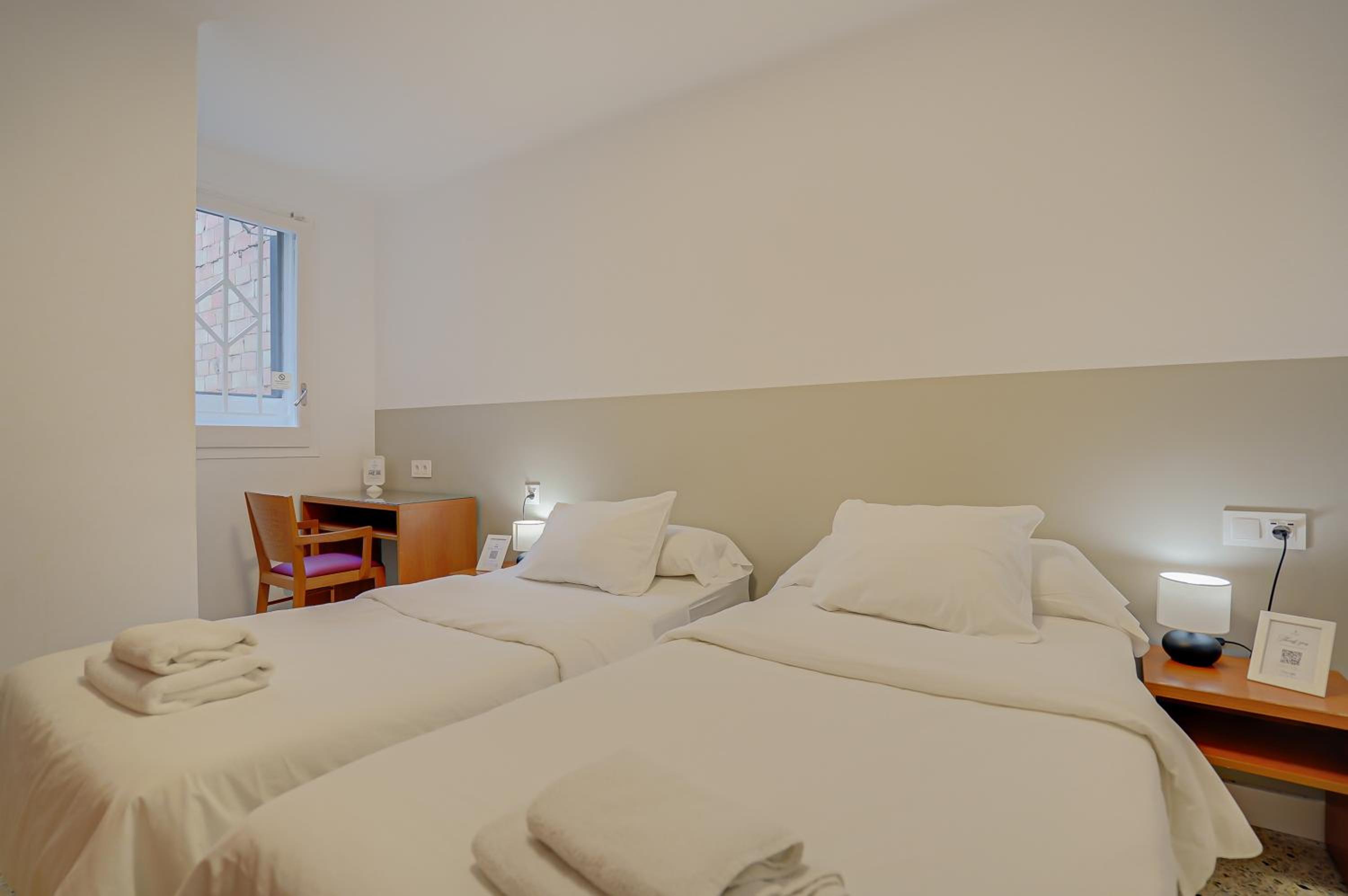 Standard Double Room photo 2