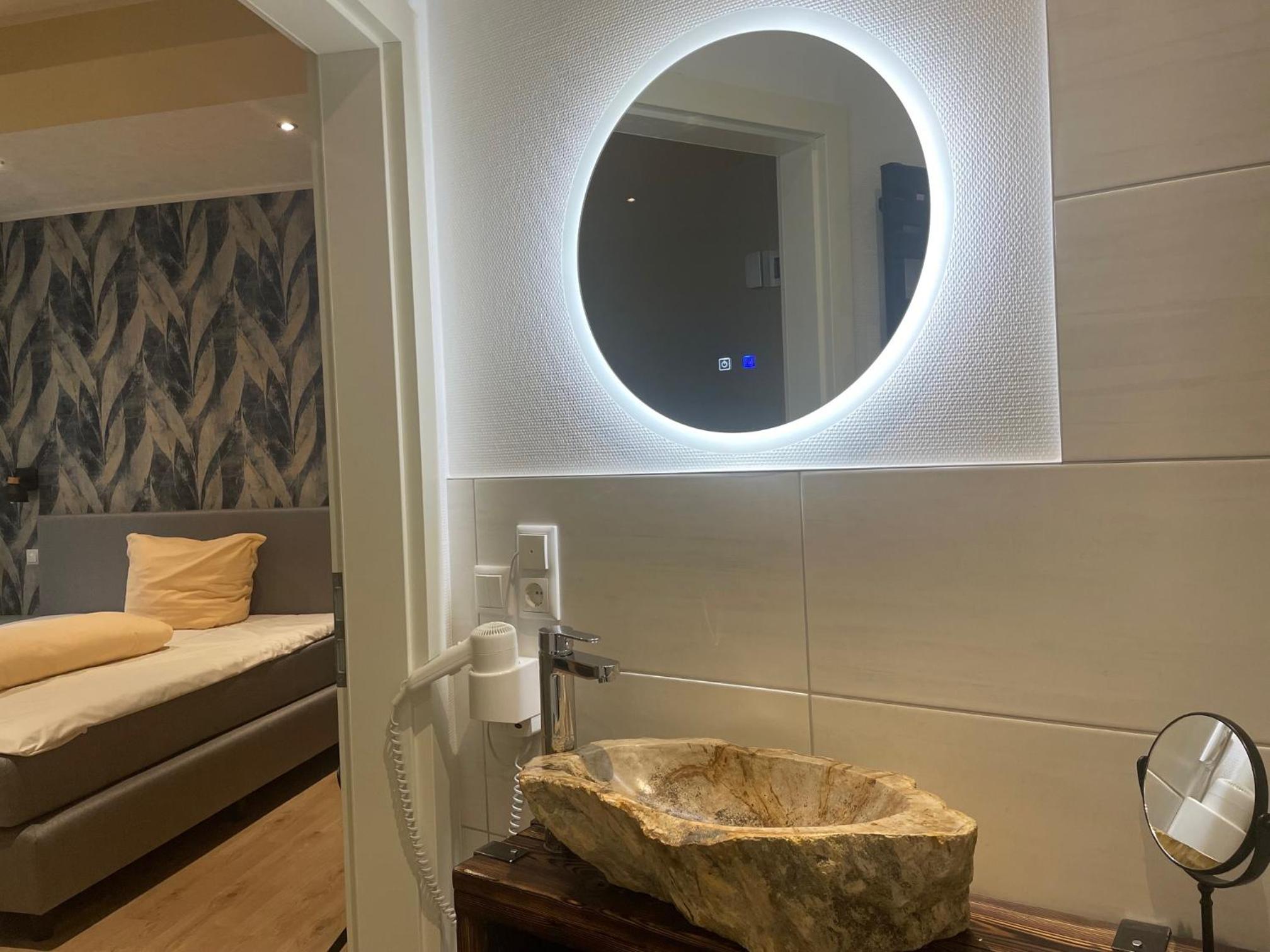 Single Room photo 3