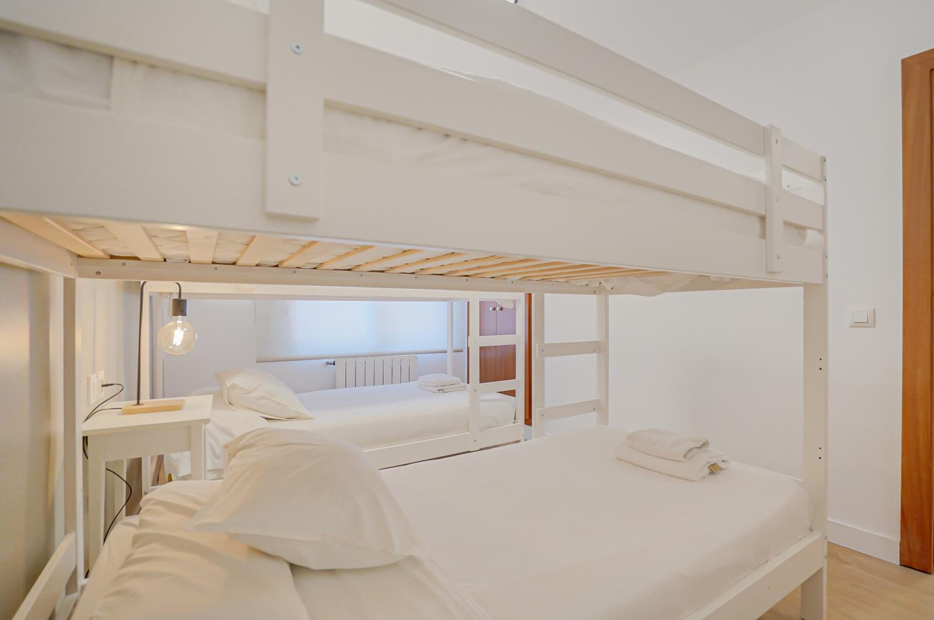 Three-Bedroom Apartment - Penthouse photo 2