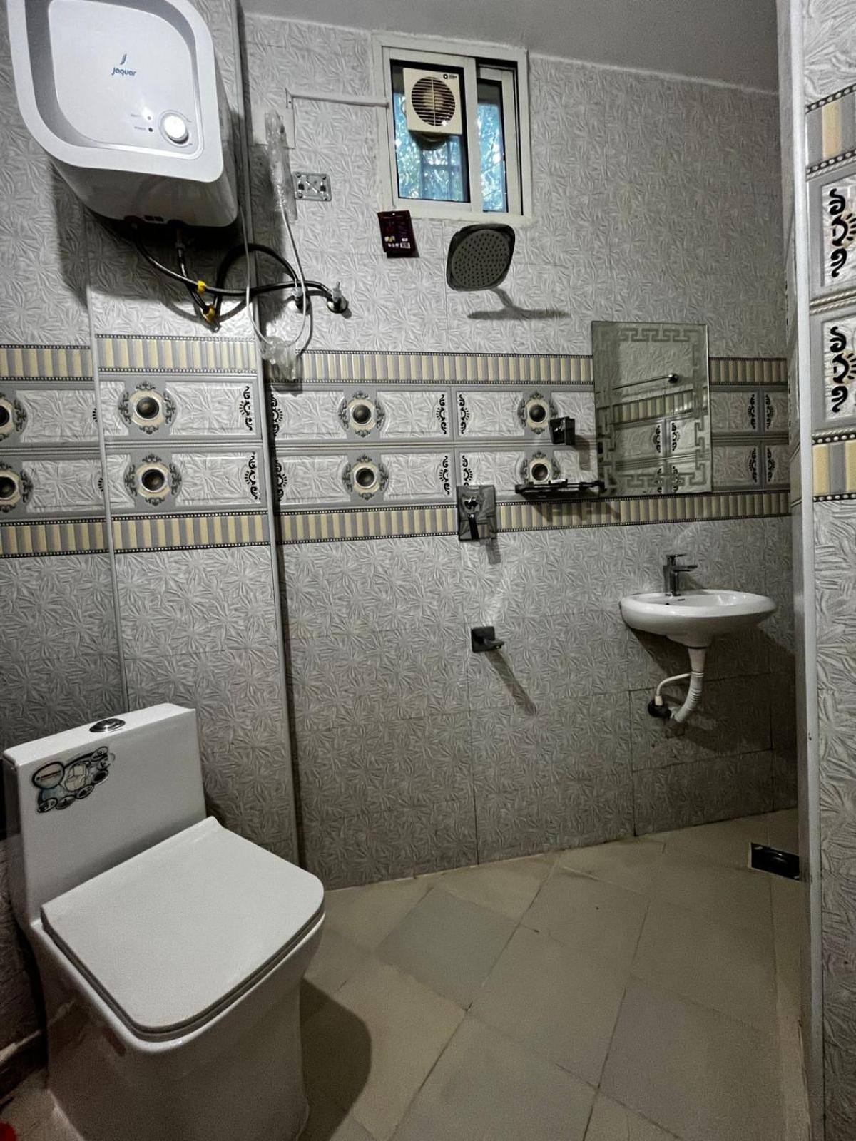 Double Room - Photo 4