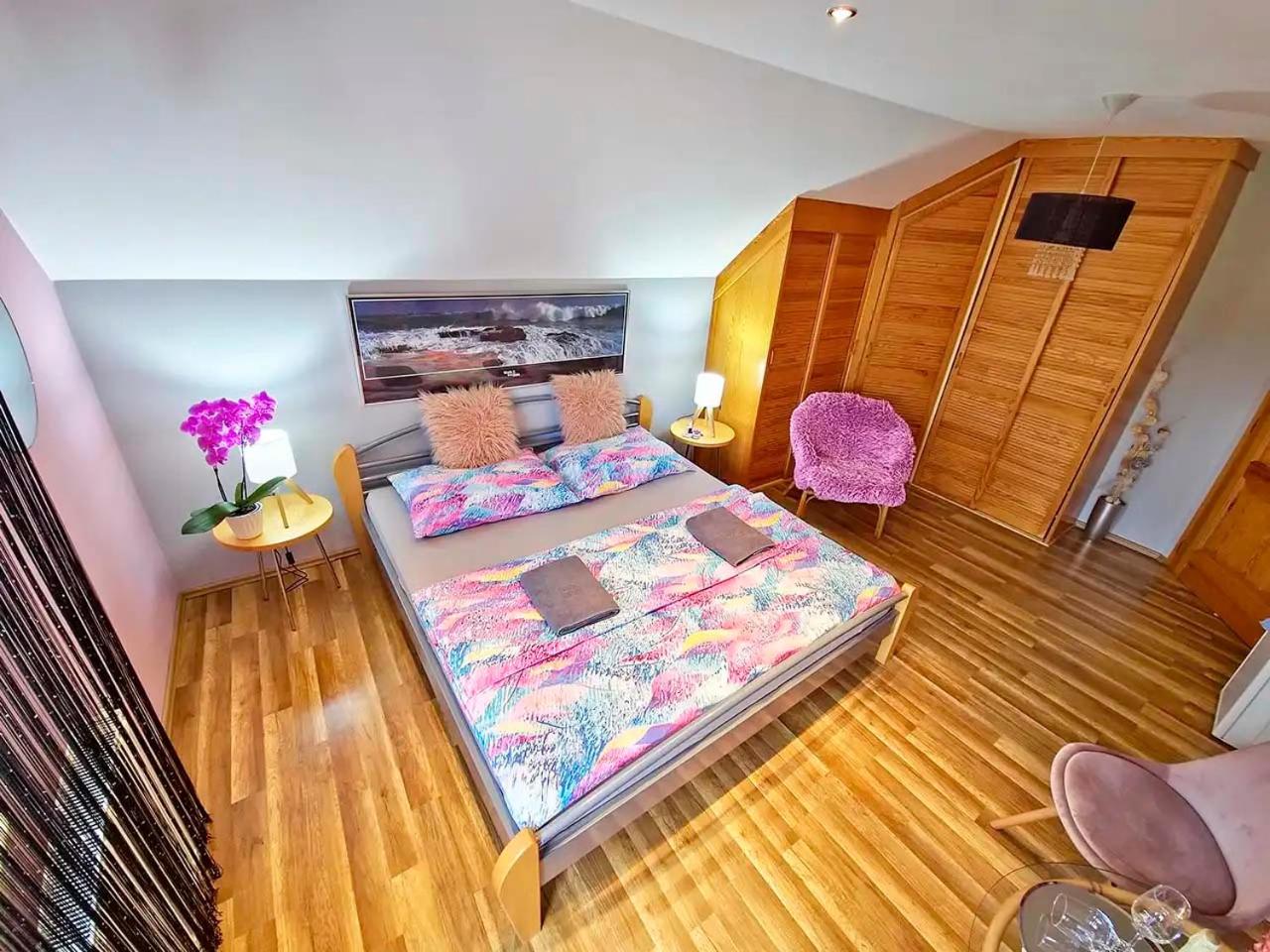 Double Room with Pool View photo 3