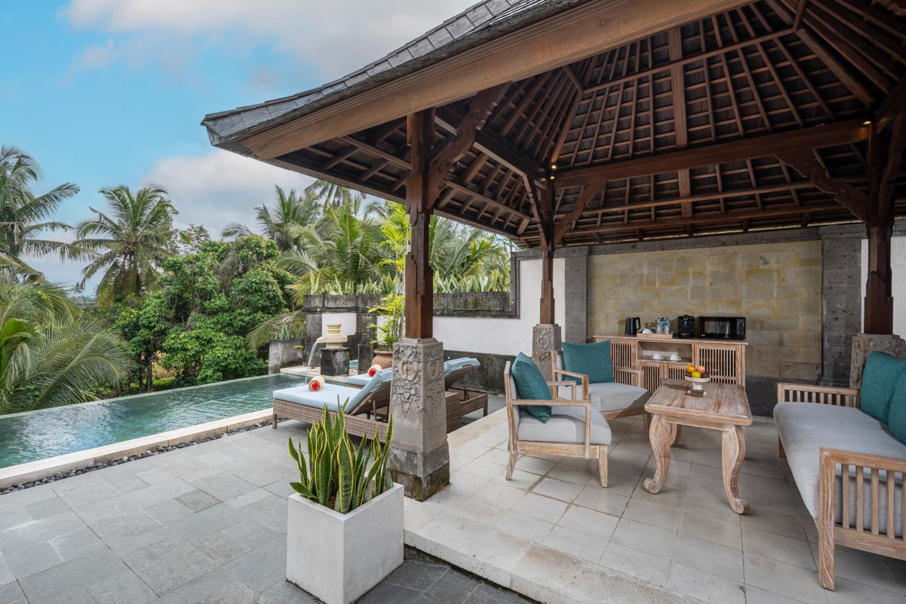 Two-Bedroom Royal Sky Villa
