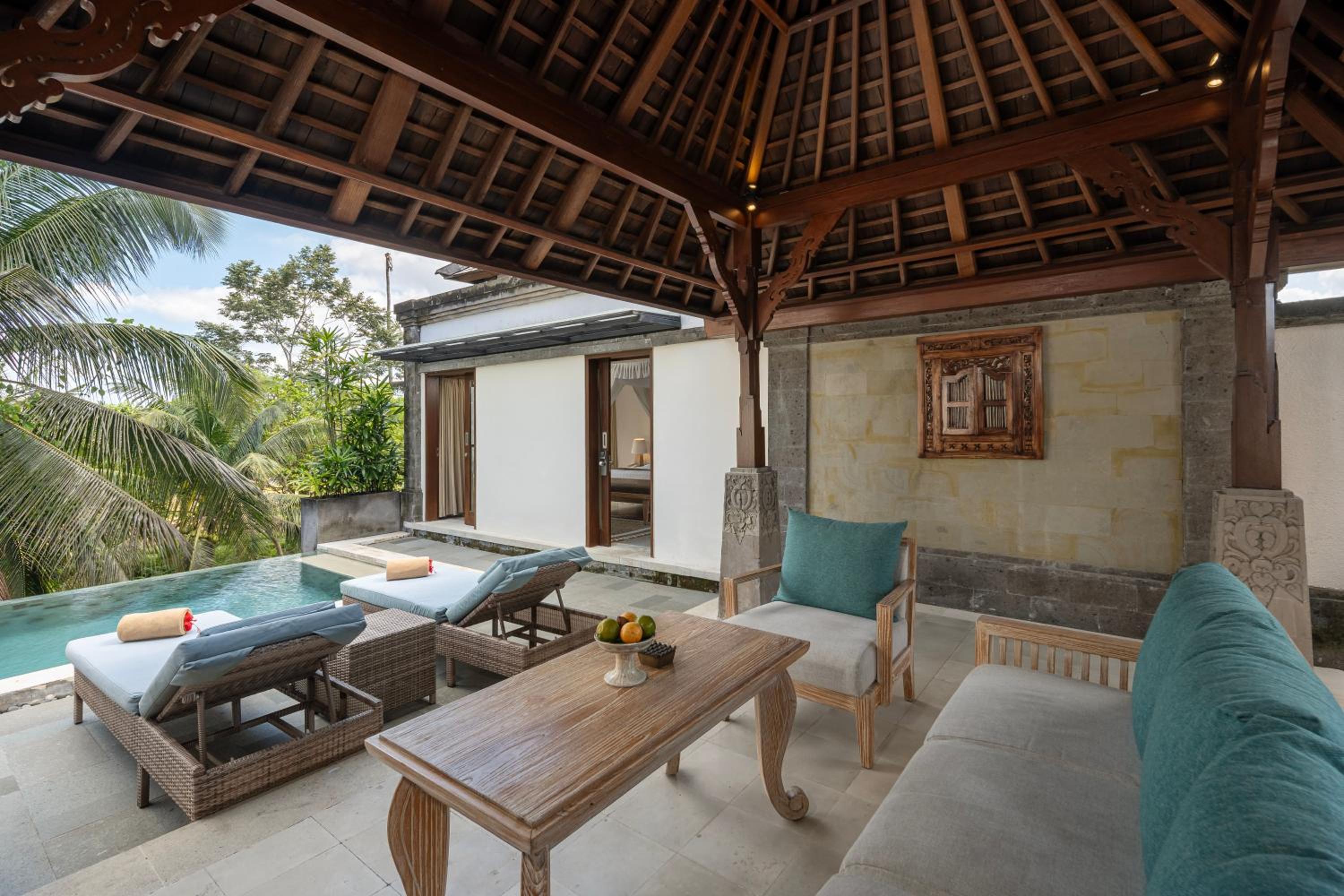 One Bedroom Sky Infinity Pool Villa thumbnail 6