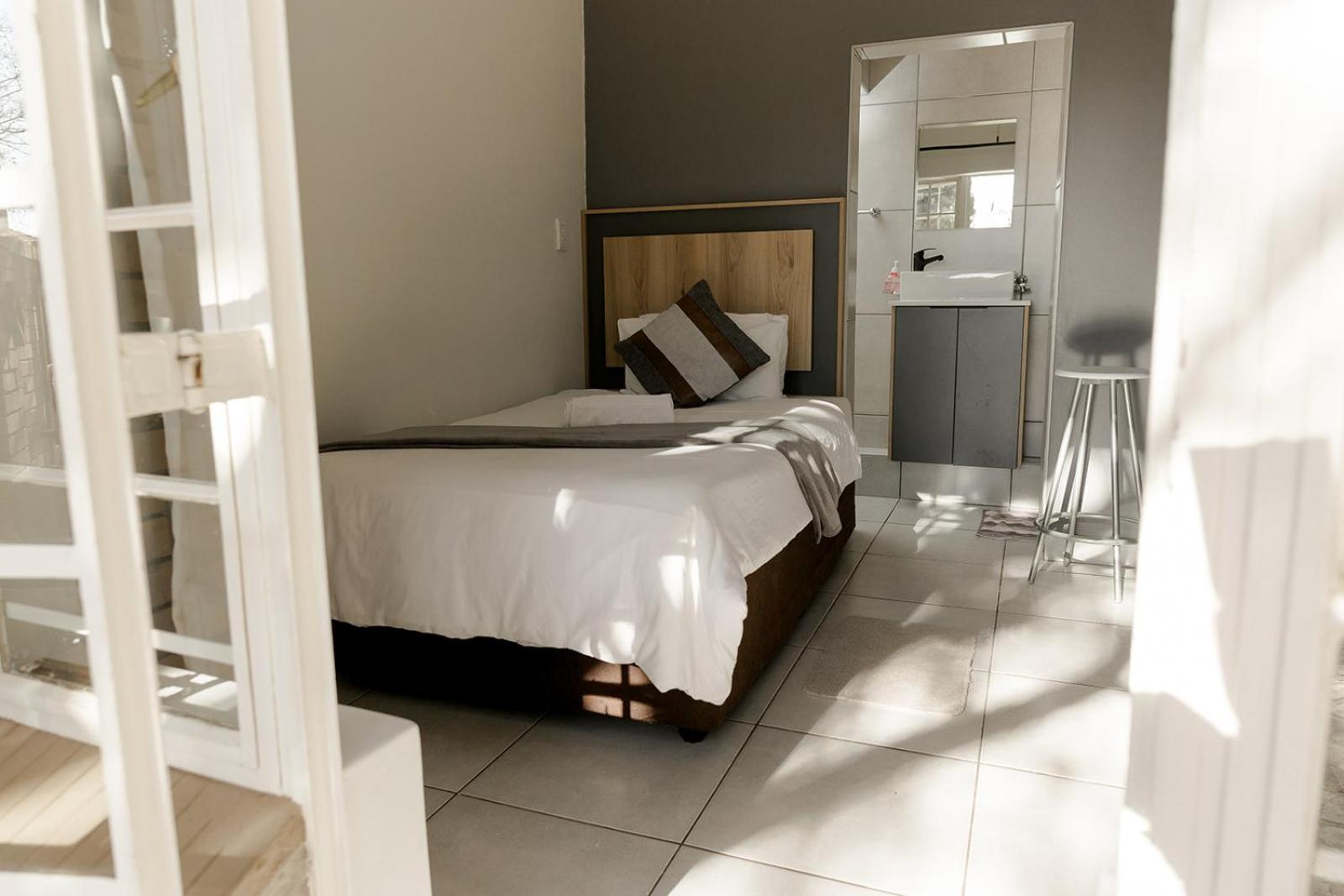 Single Room photo 1