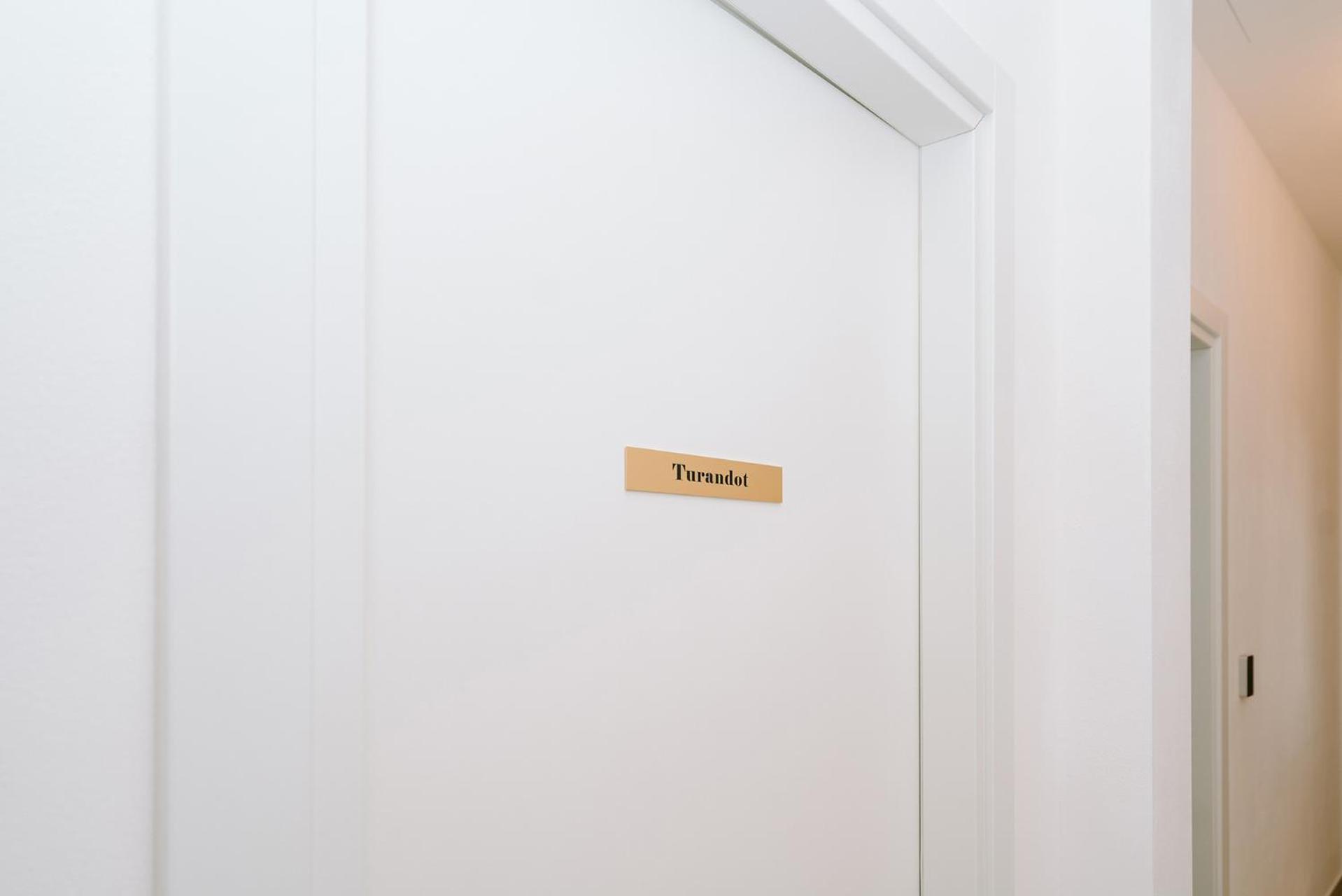 Double Room with Private External Bathroom photo 2